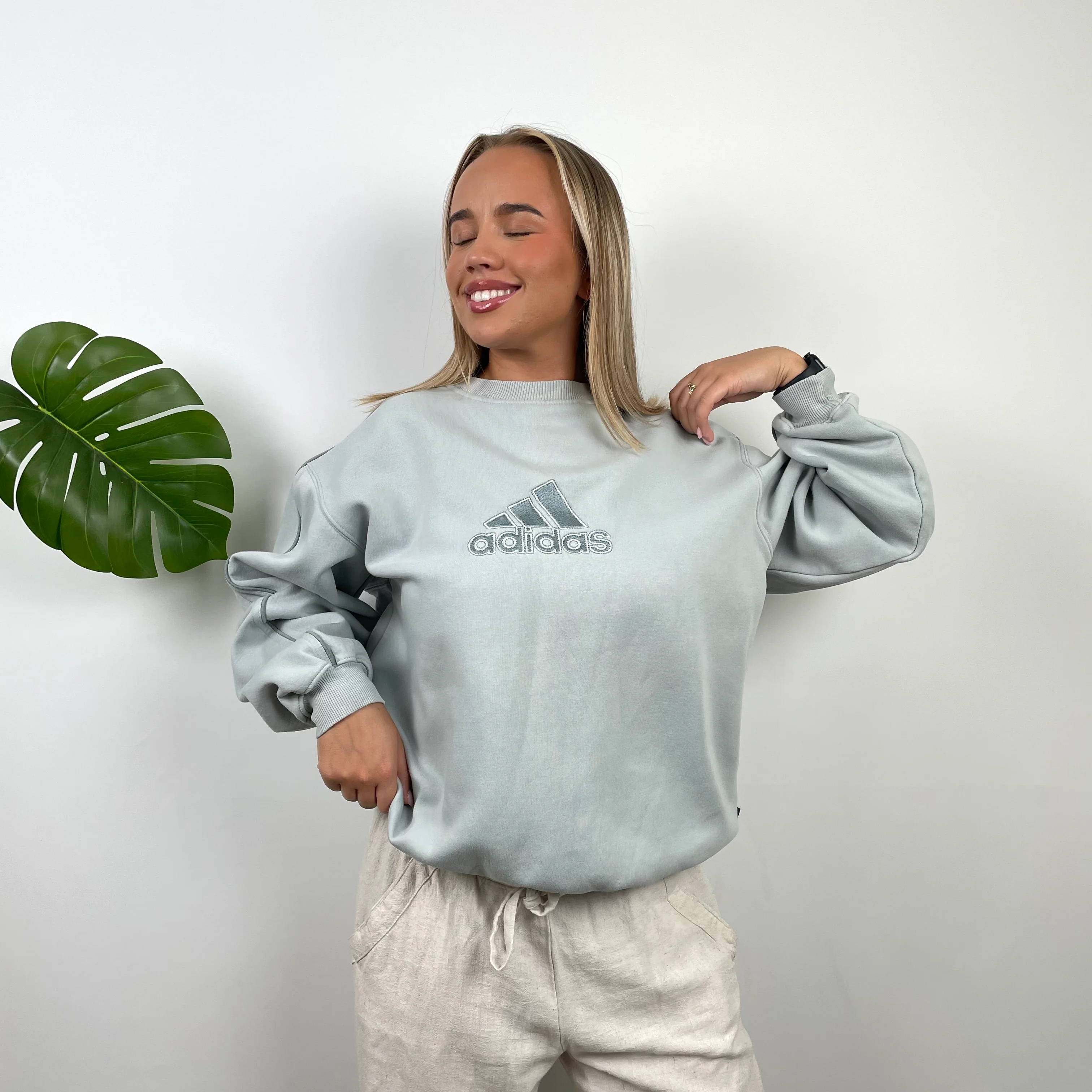 Adidas Baby Blue Embroidered Spell Out Sweatshirt (M) - Image 3