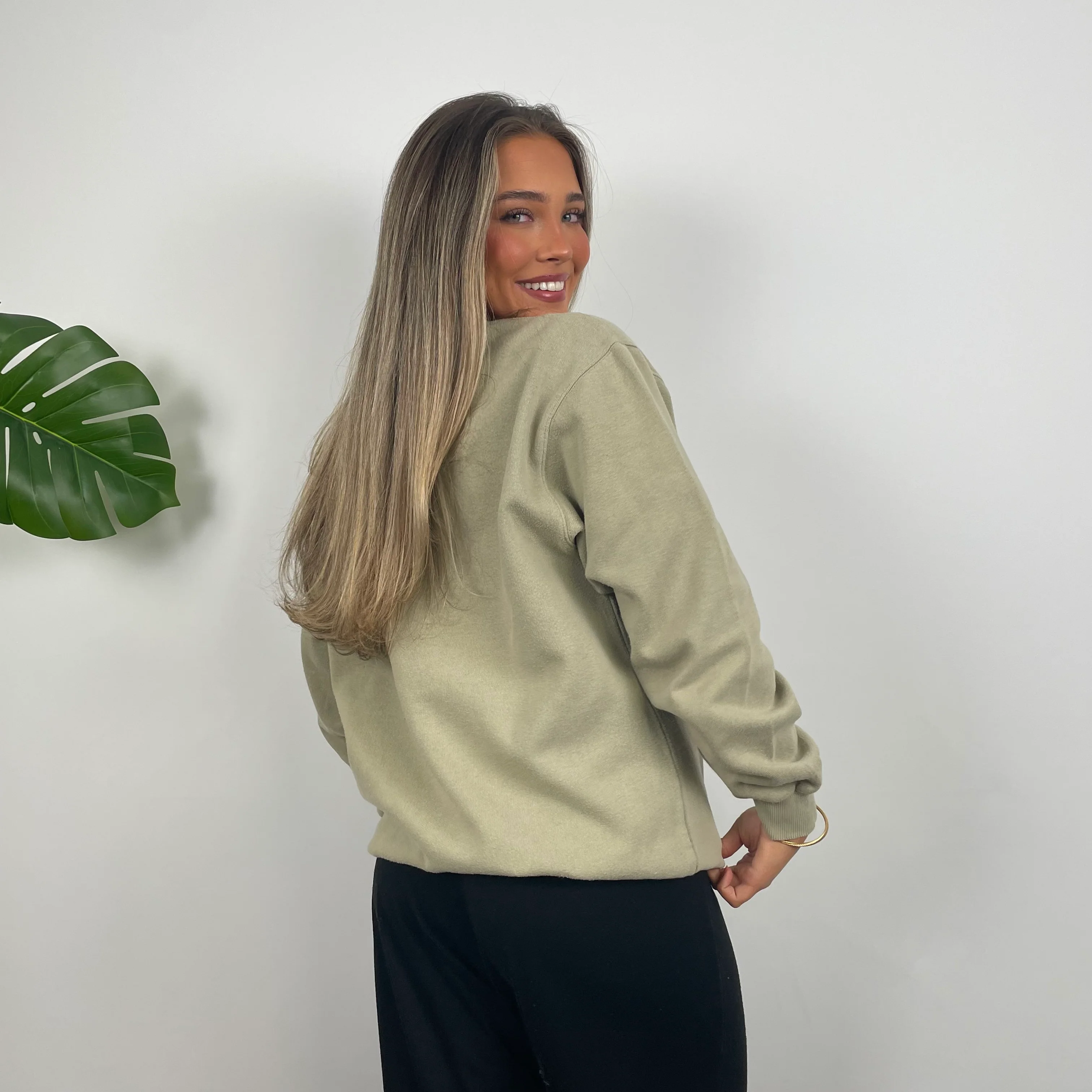 Adidas Beige Embroidered Spell Out Sweatshirt (M) - Image 9