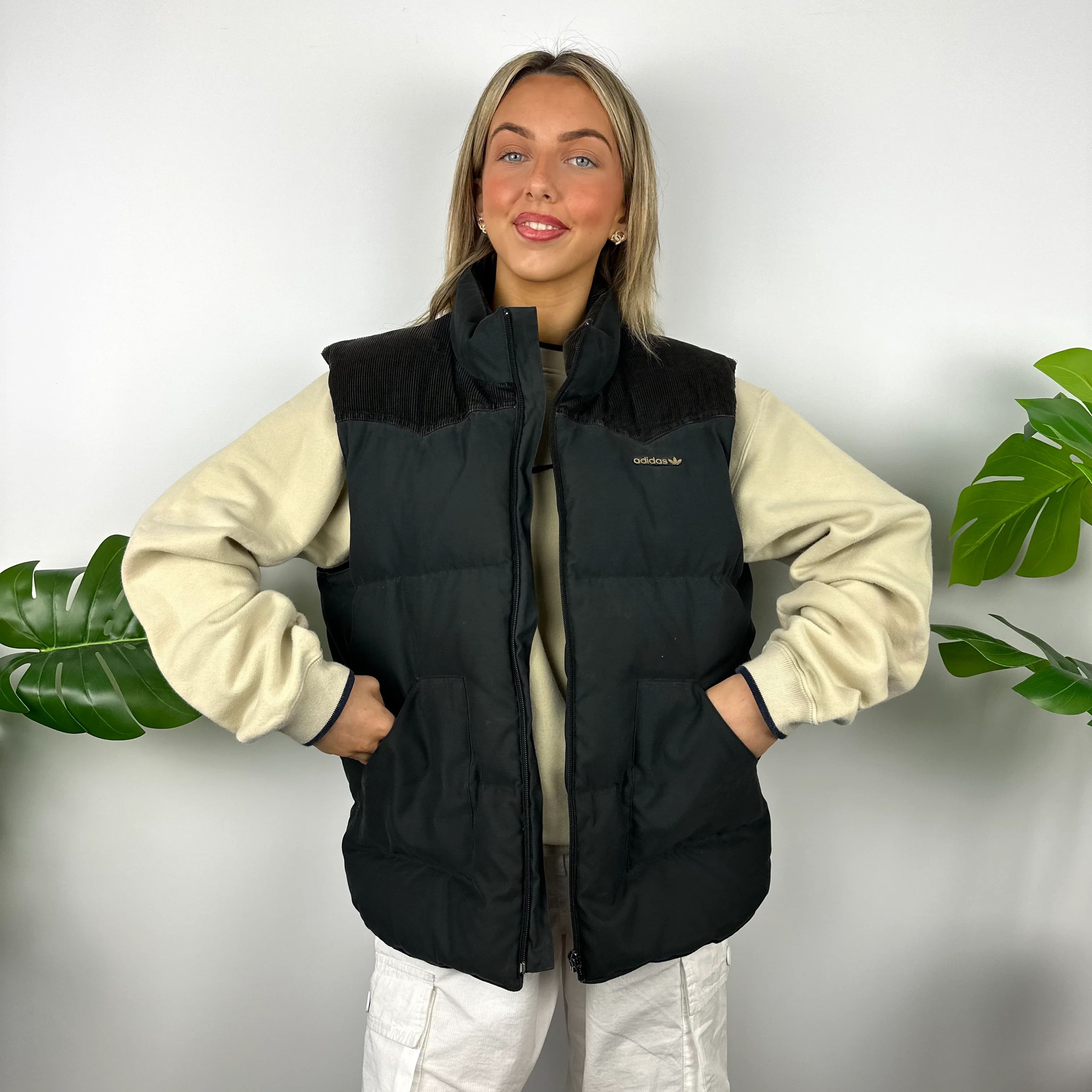 Adidas Black Embroidered Spell Out Puffer Gilet (L) - Image 5