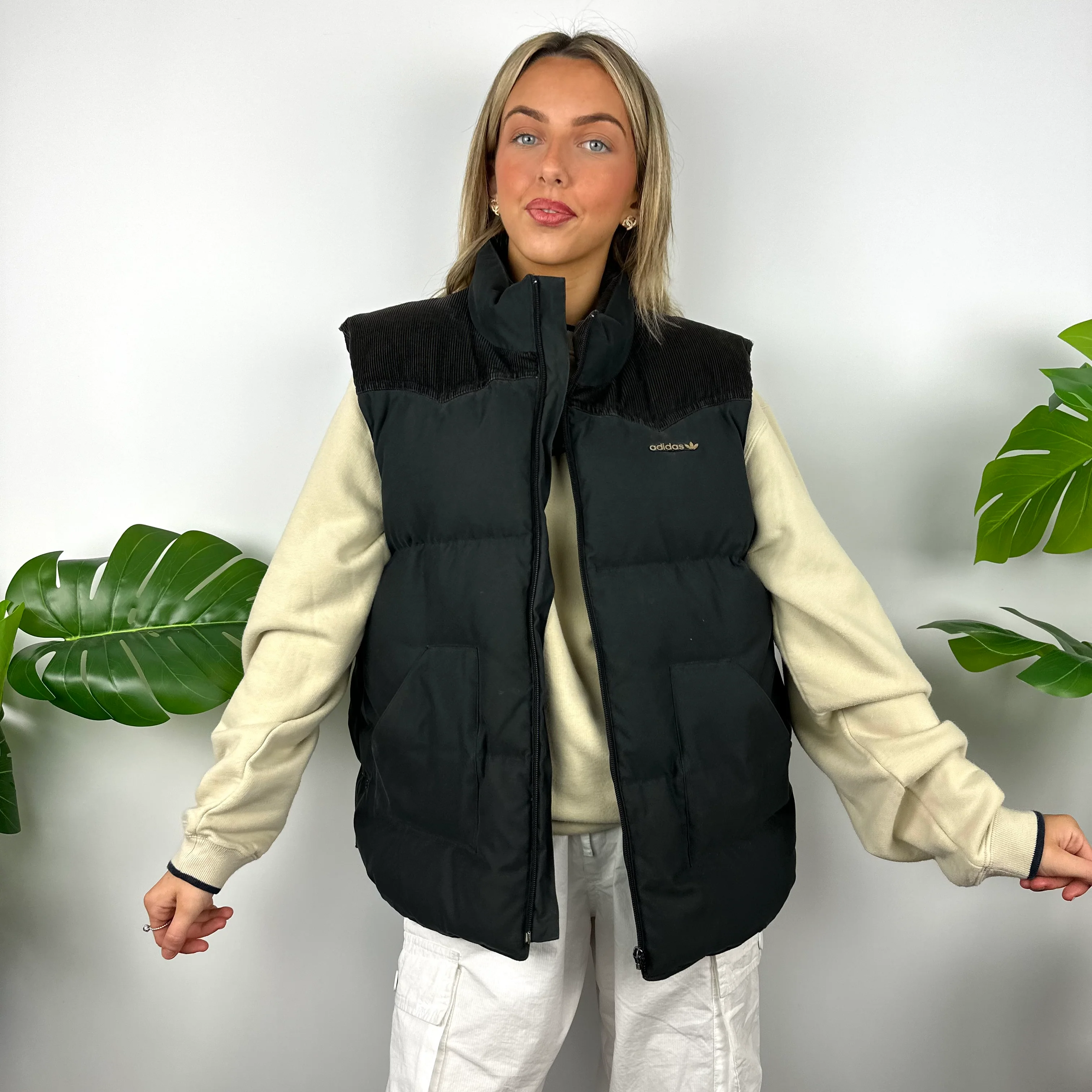Adidas Black Embroidered Spell Out Puffer Gilet (L) - Image 7