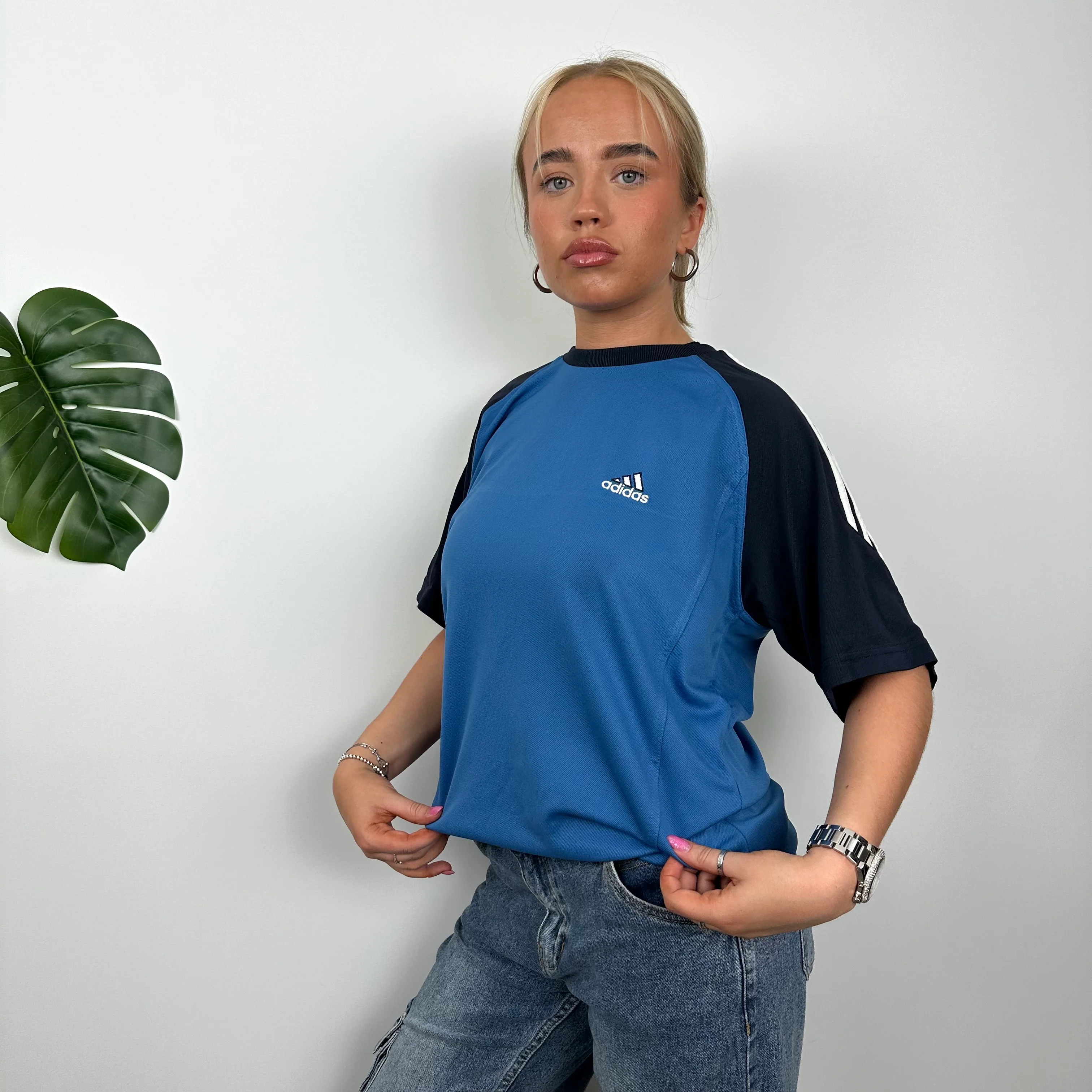 Adidas Blue Embroidered Spell Out T Shirt (L) - Image 5