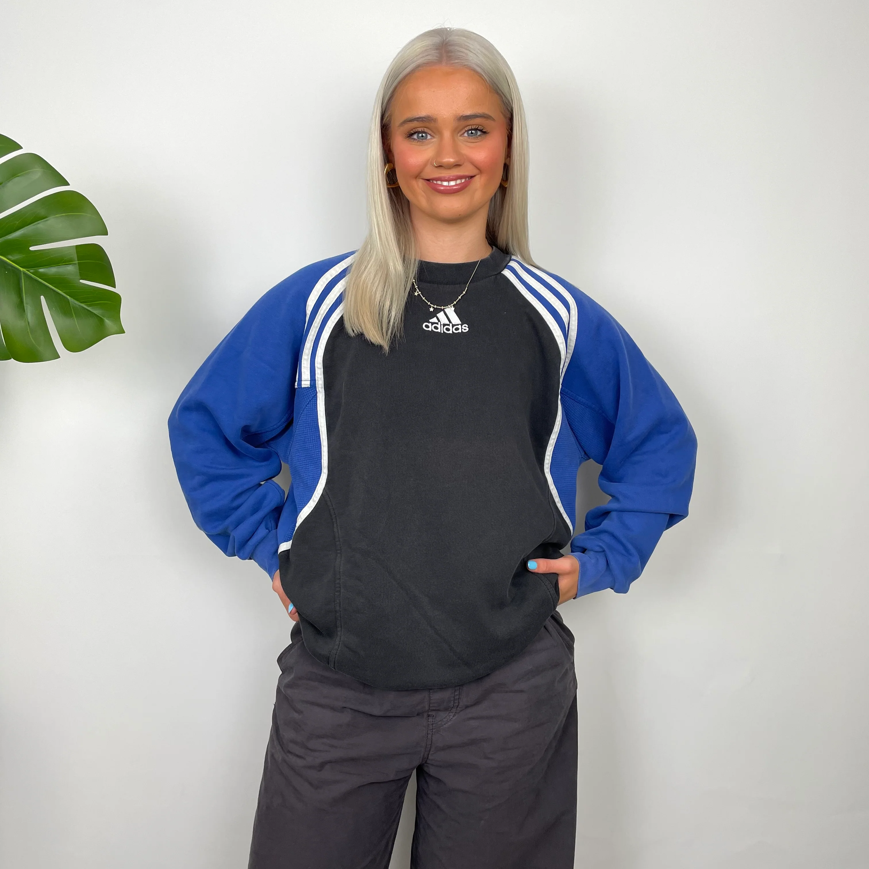 Adidas Colour Block Embroidered Spell Out Sweatshirt (L) - Image 3