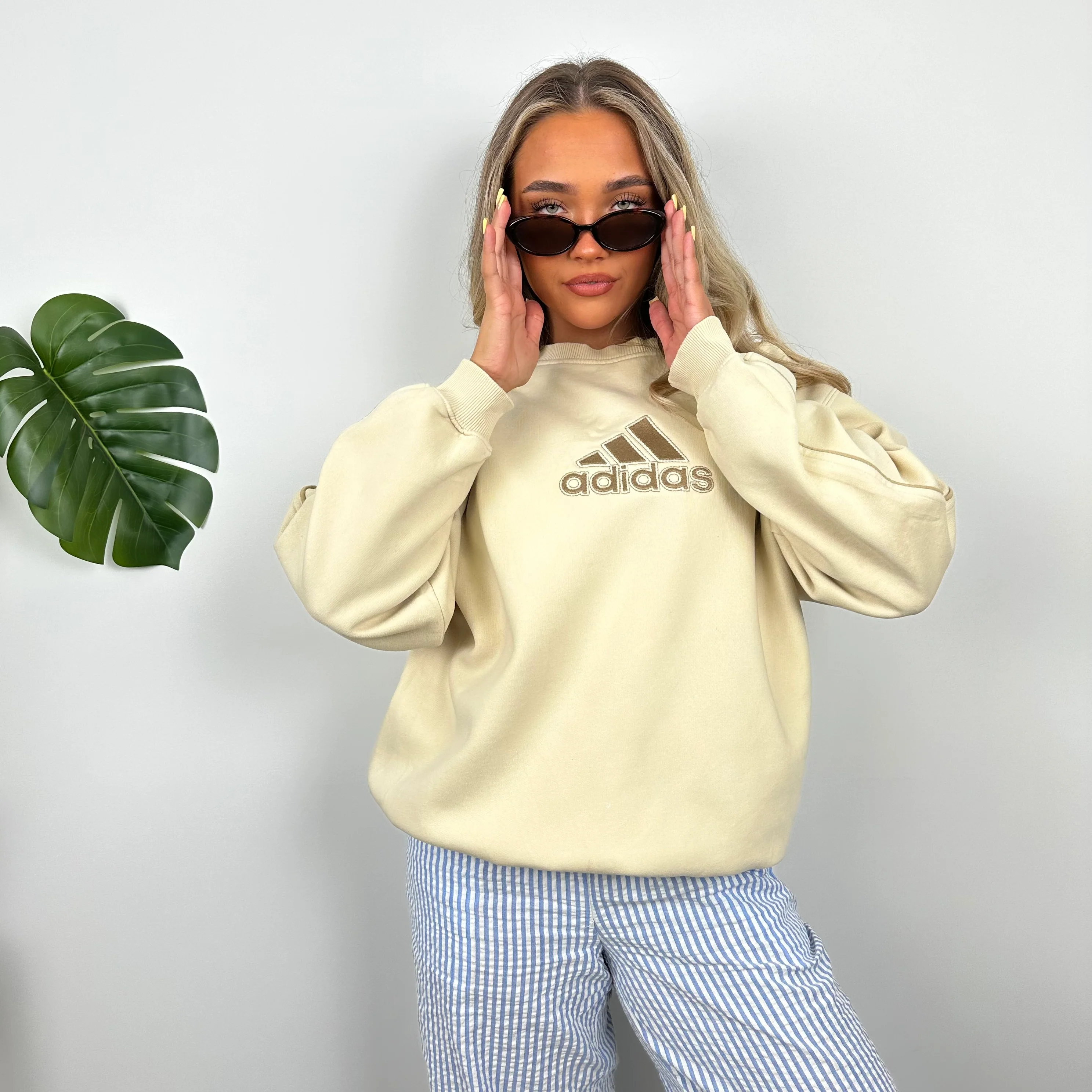 Adidas Cream Embroidered Spell Out Sweatshirt (M) - Image 4