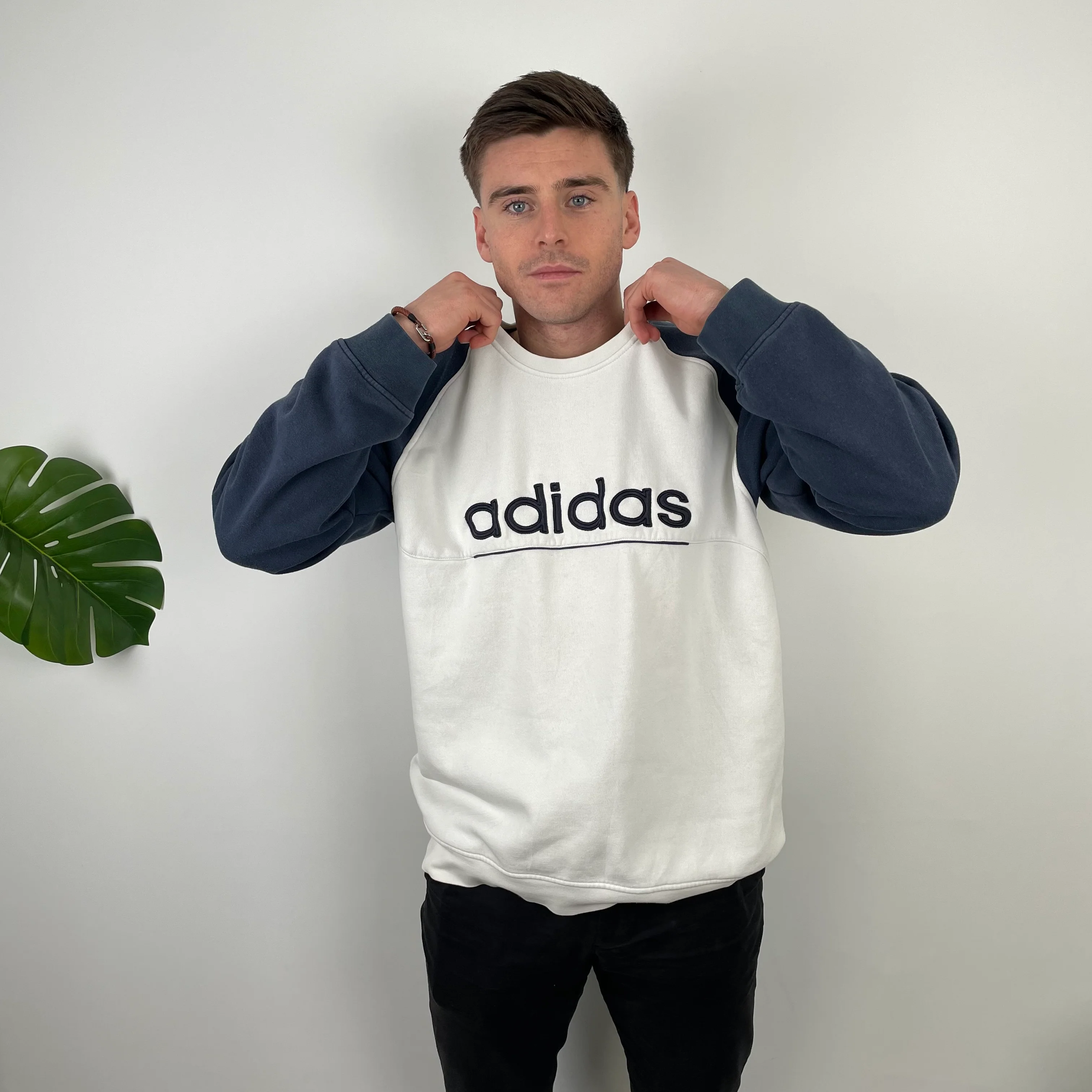 Adidas White Embroidered Spell Out Sweatshirt (L)