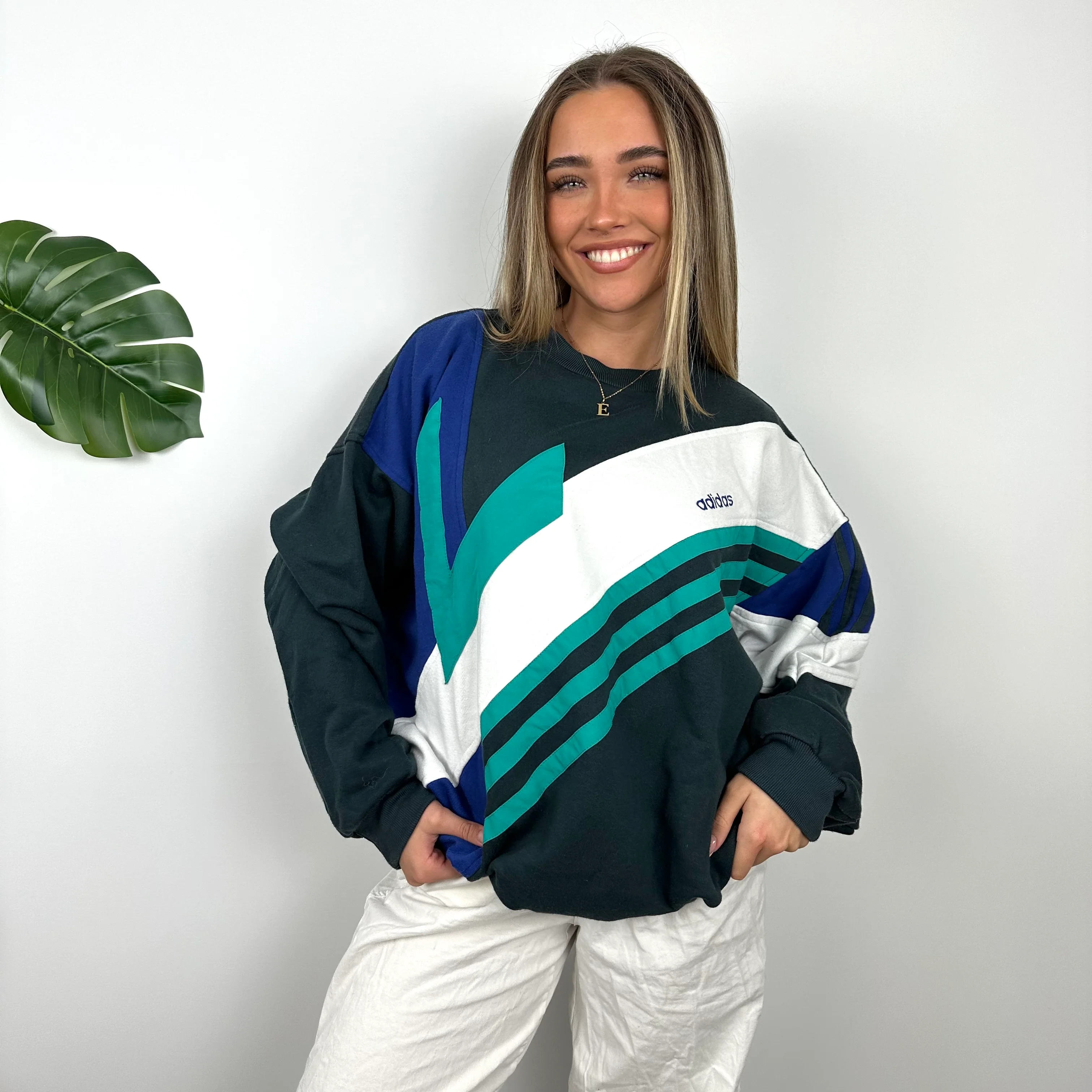 Adidas Embroidered Spell Out Colour Block Sweatshirt (L) - Image 3