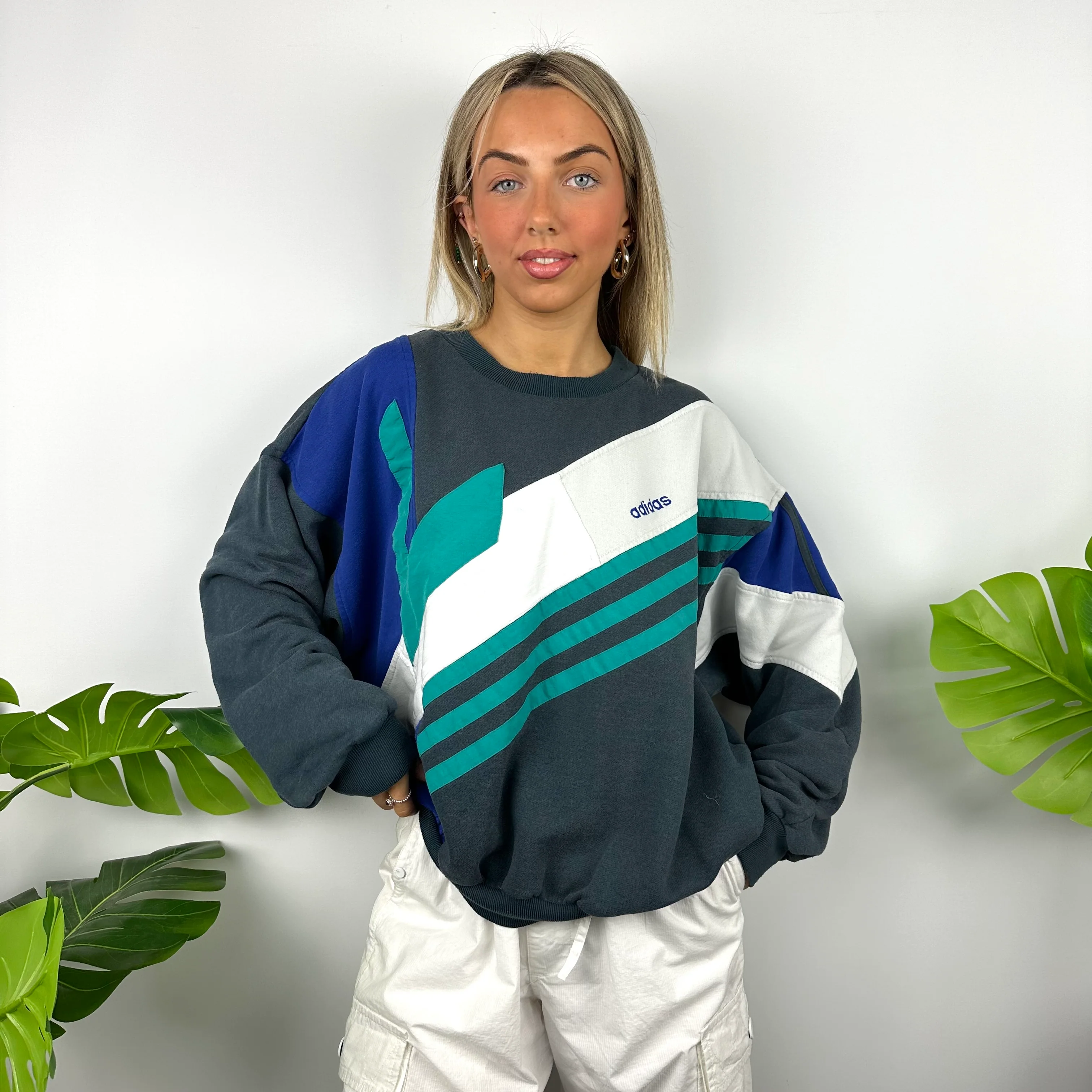 Adidas Embroidered Spell Out Colour Block Sweatshirt (L) - Image 6