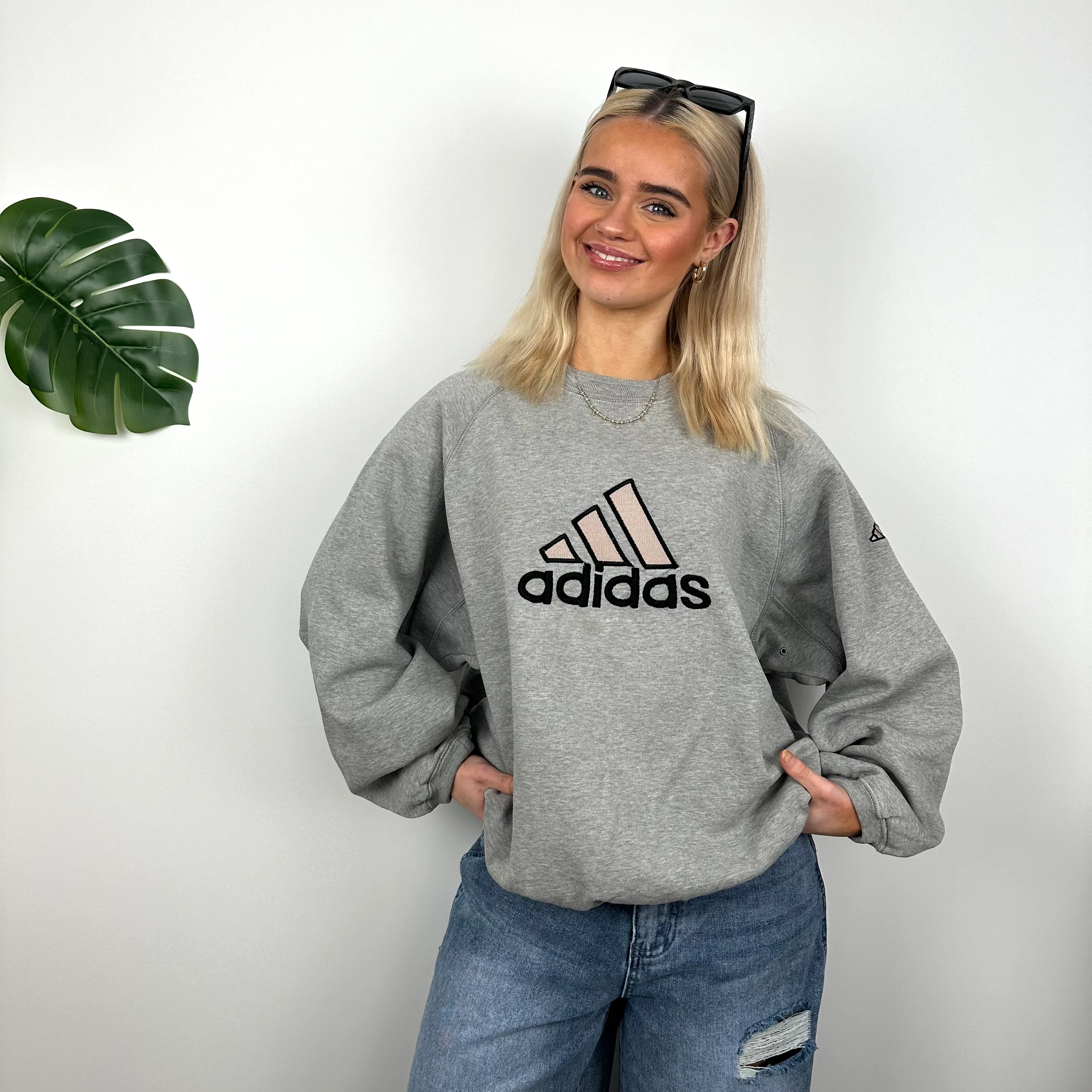 Adidas Grey Embroidered Spell Out Sweatshirt (M) - Image 5