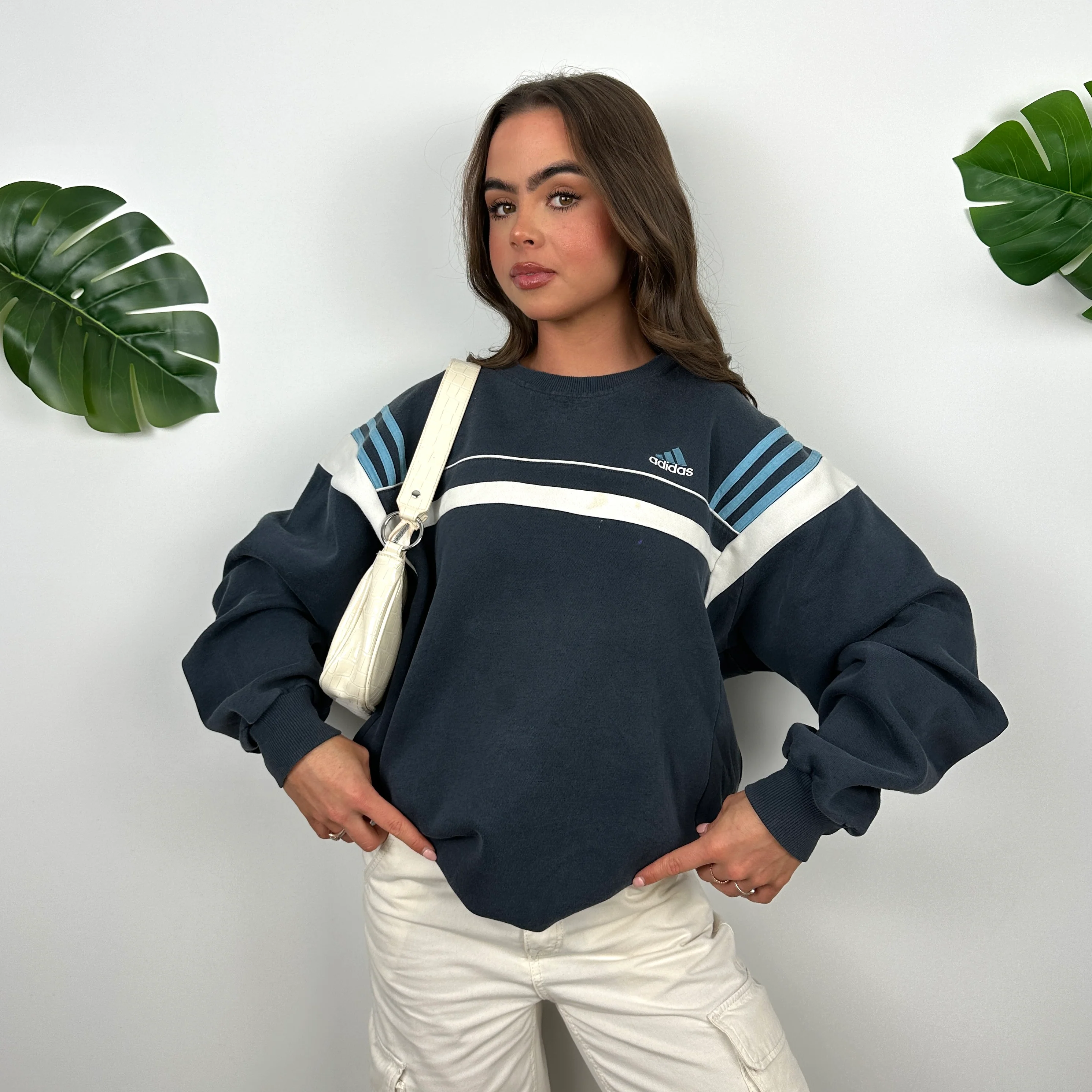 Adidas Navy Embroidered Spell Out Sweatshirt (M) - Image 4
