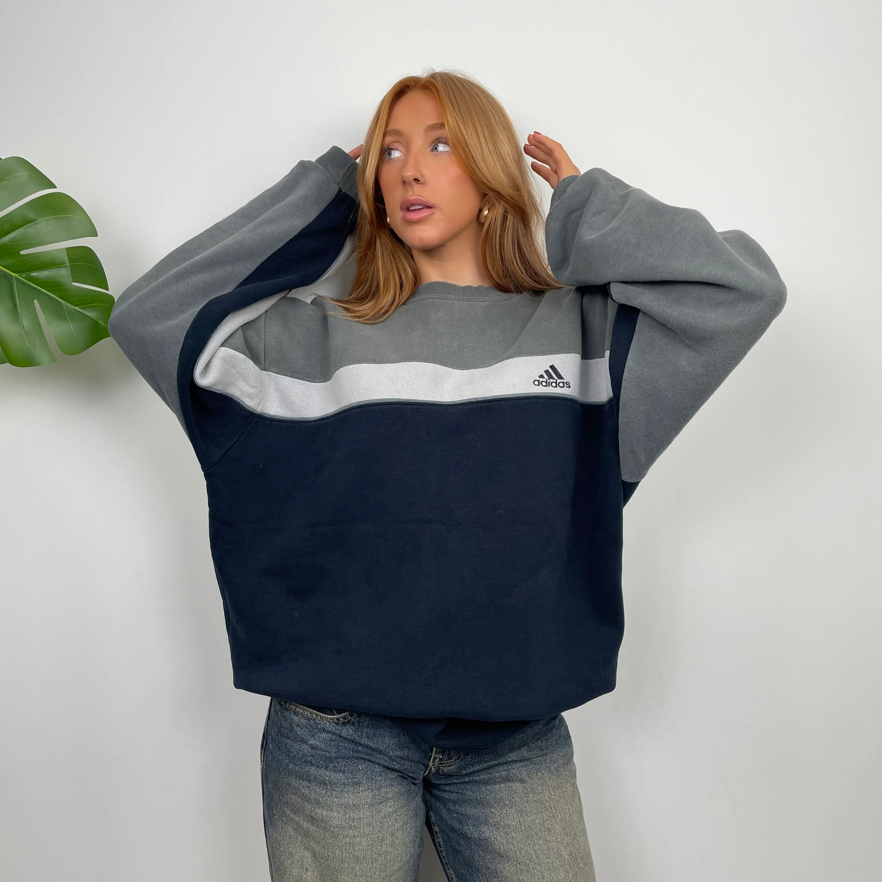 Adidas Navy Embroidered Spell Out Sweatshirt (XXL) - Image 4