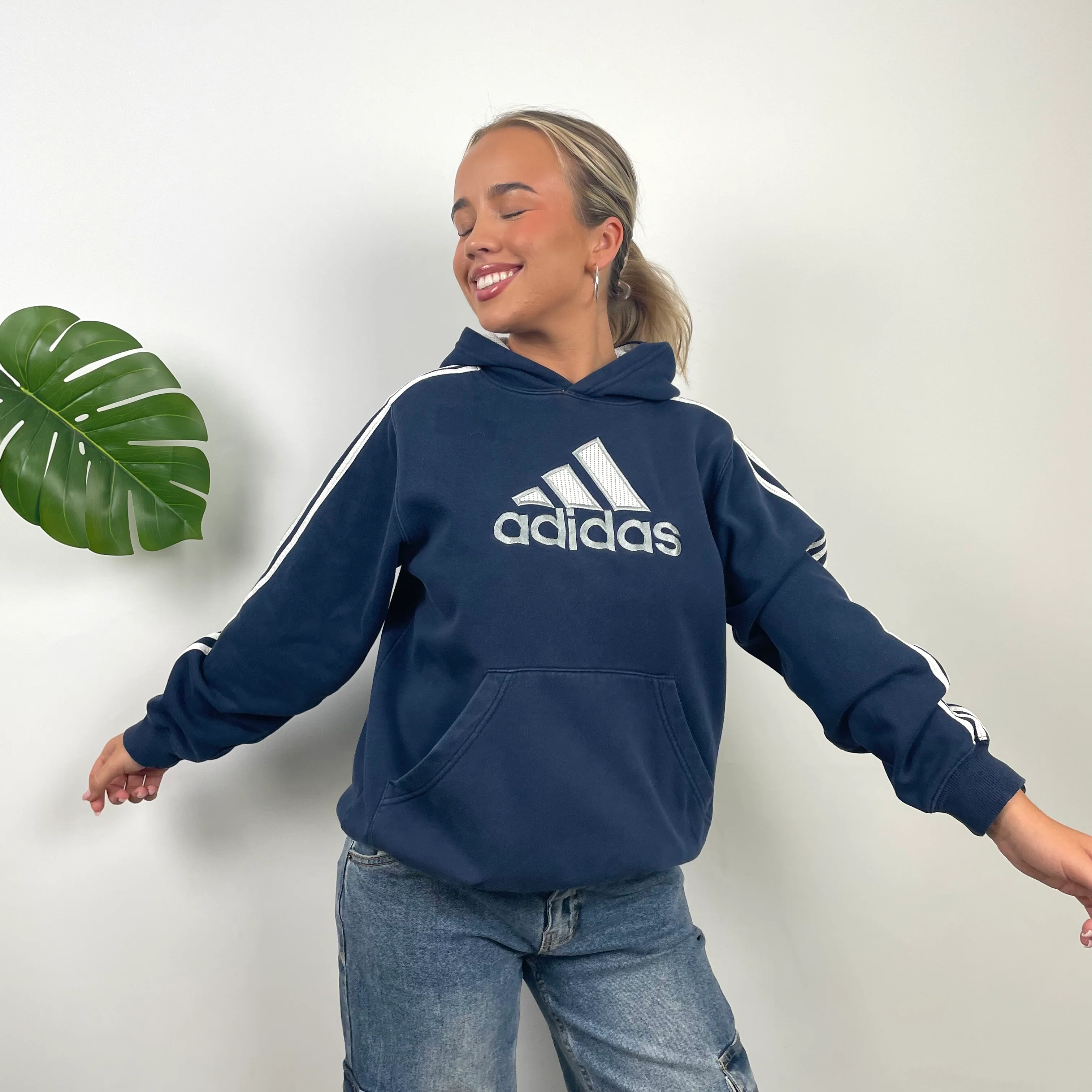 Adidas RARE Navy Embroidered Spell Out Hoodie (M) - Image 4