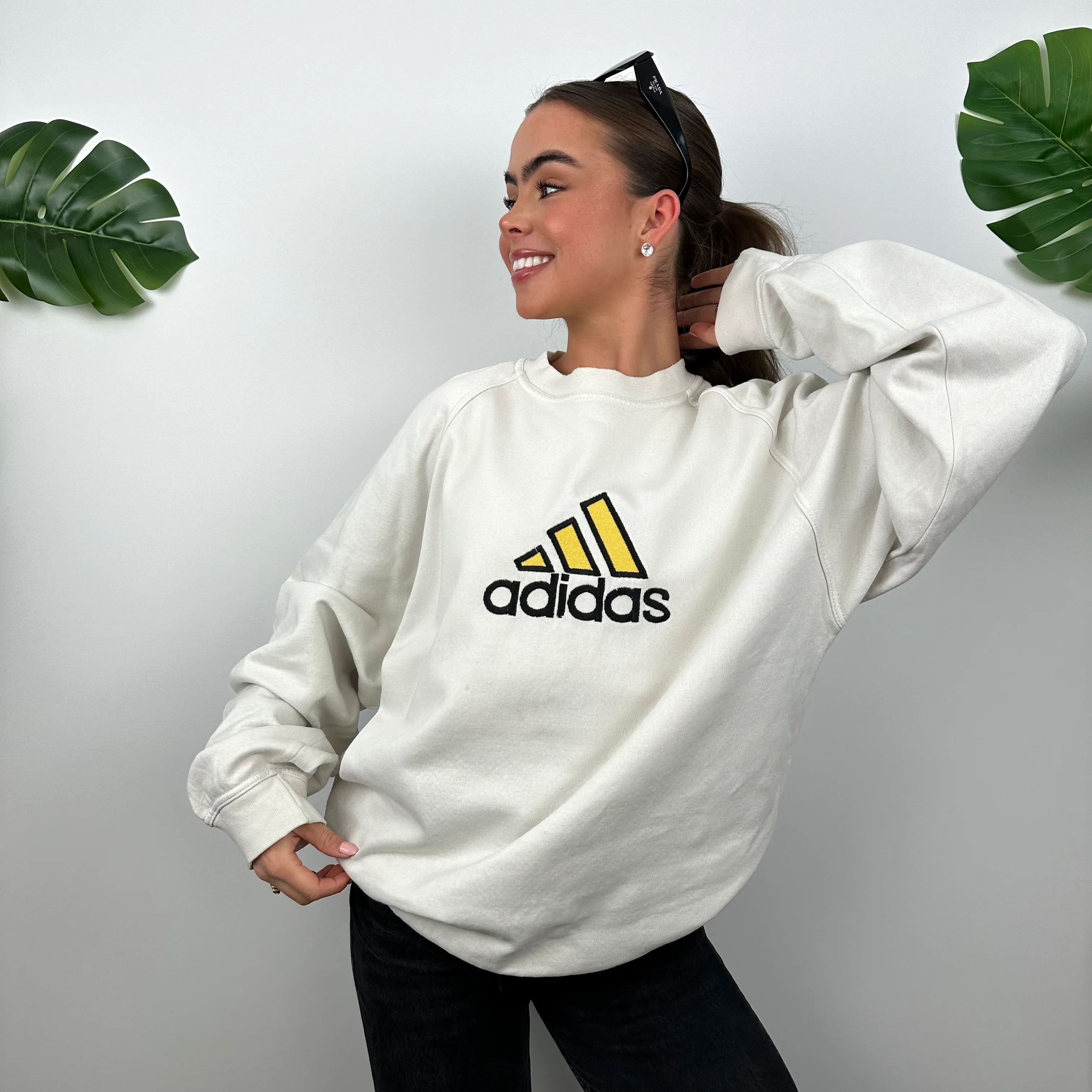 Adidas RARE White Embroidered Spell Out Sweatshirt (M) - Image 3