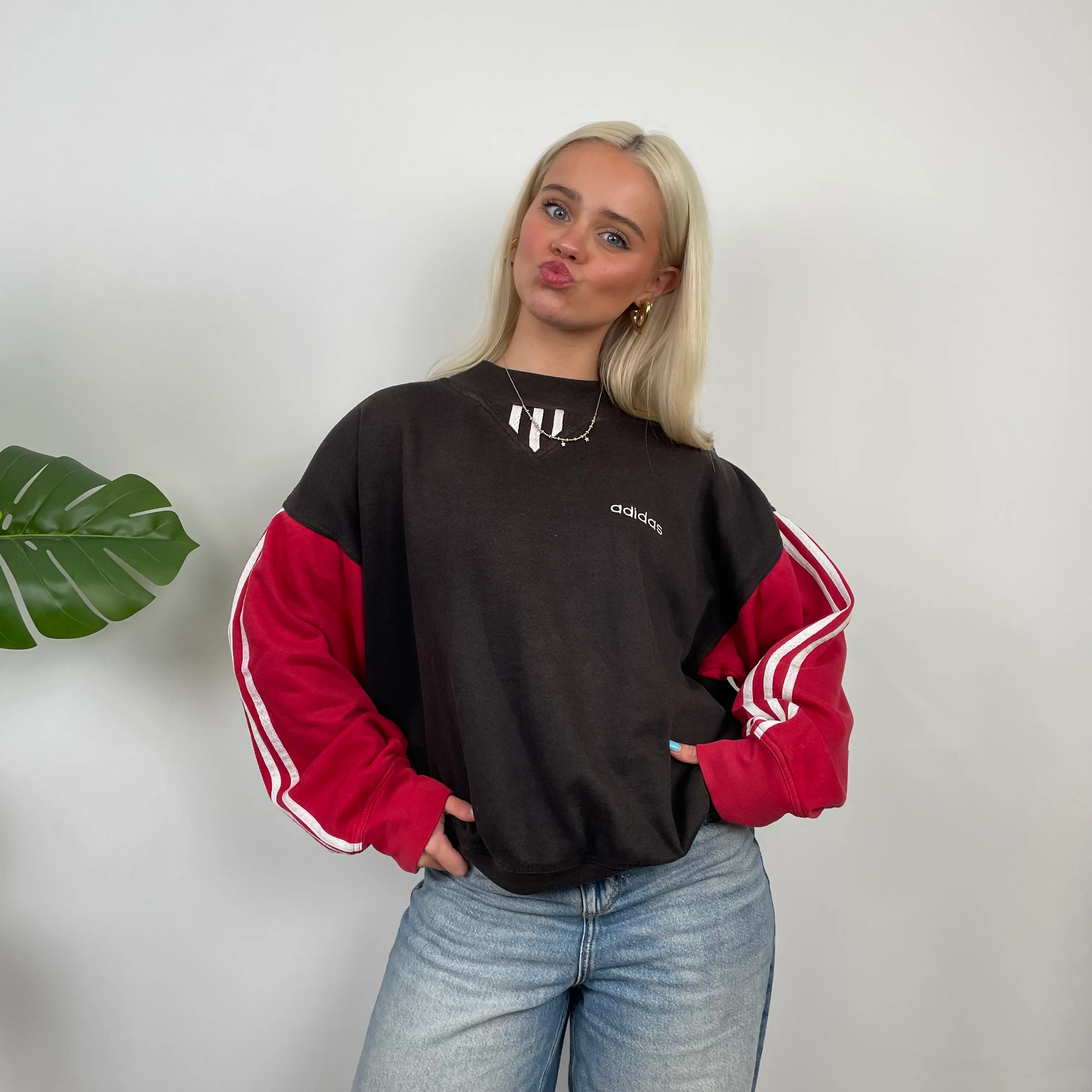 Adidas Red & Black Embroidered Spell Out Sweatshirt (S) - Image 4