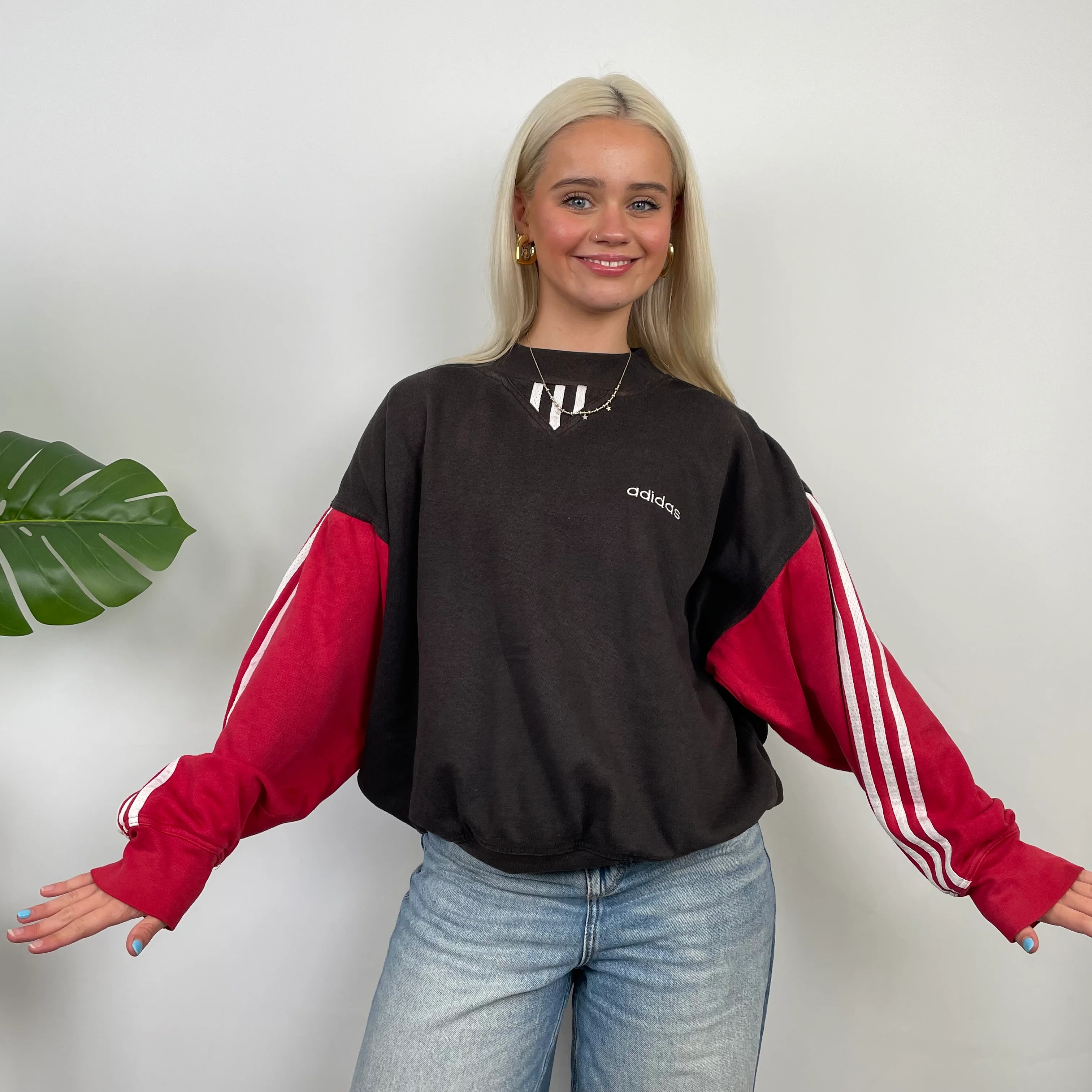 Adidas Red & Black Embroidered Spell Out Sweatshirt (S) - Image 7