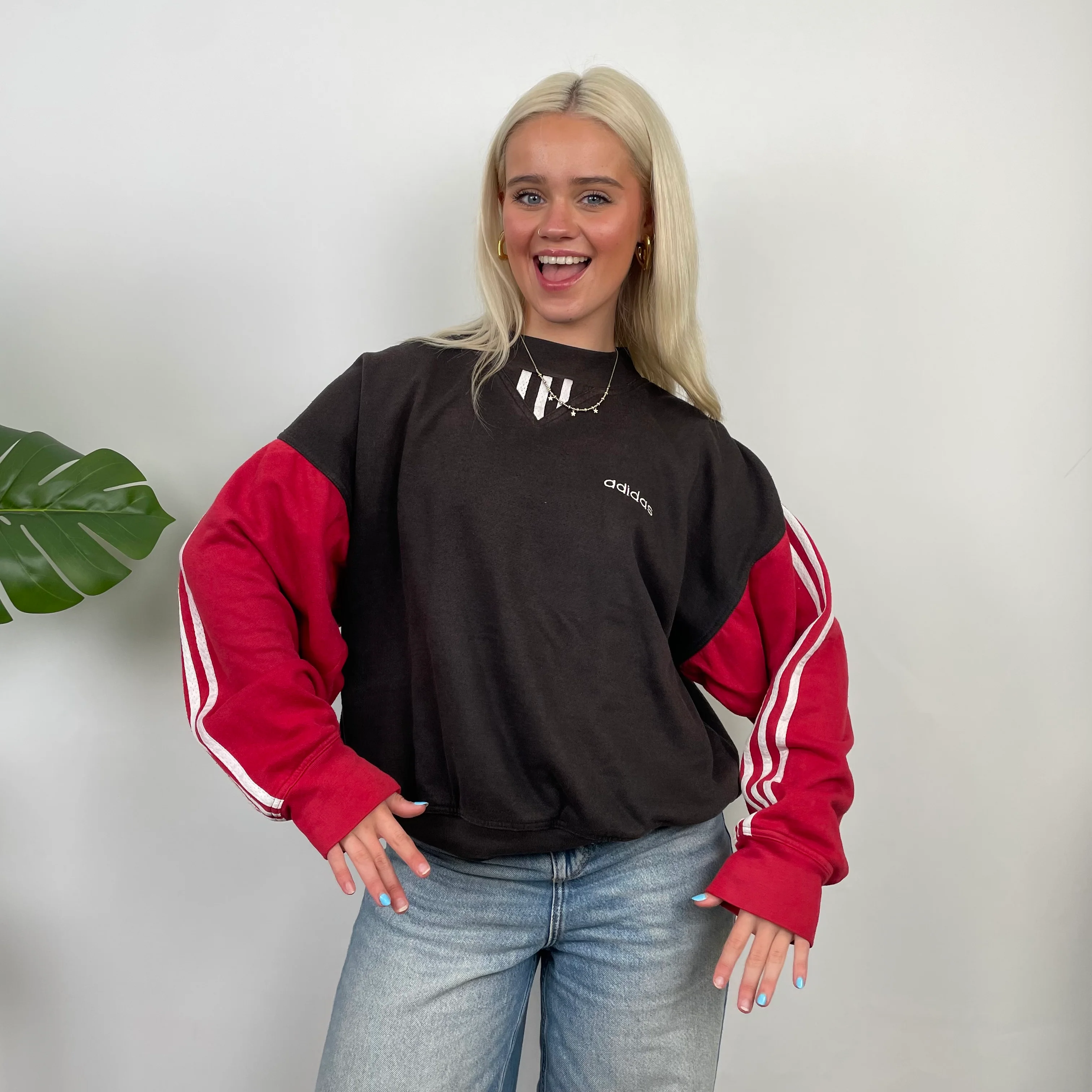 Adidas Red & Black Embroidered Spell Out Sweatshirt (S) - Image 8