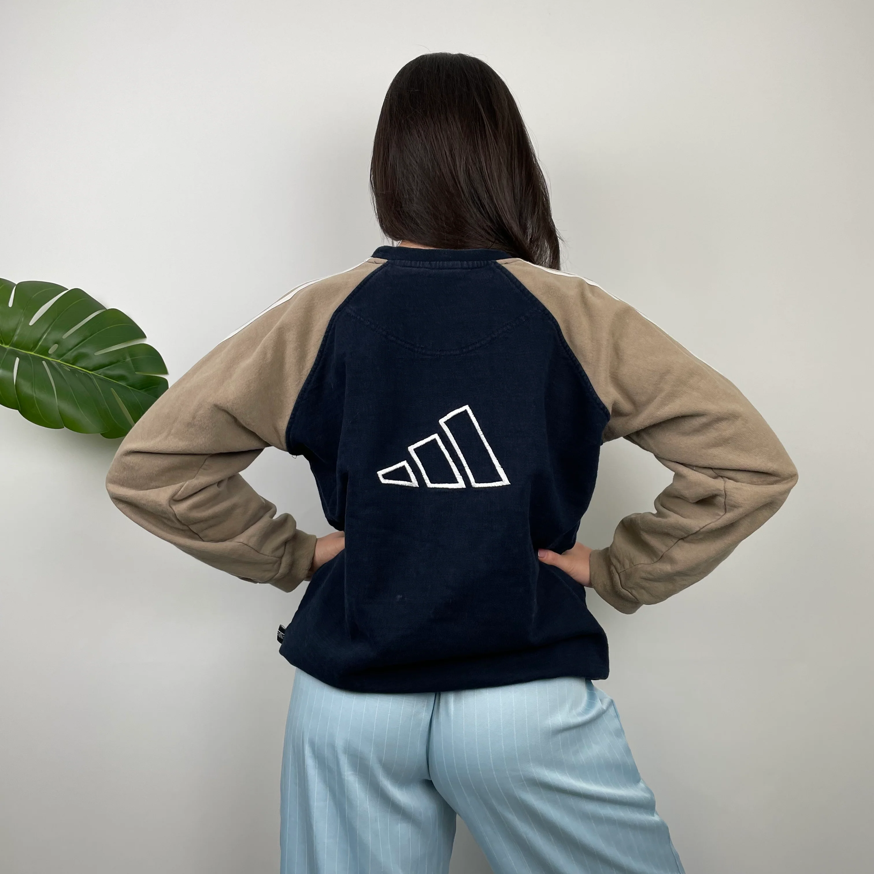 Adidas Tan and Black Embroidered Spell Out Sweatshirt (M) - Image 4
