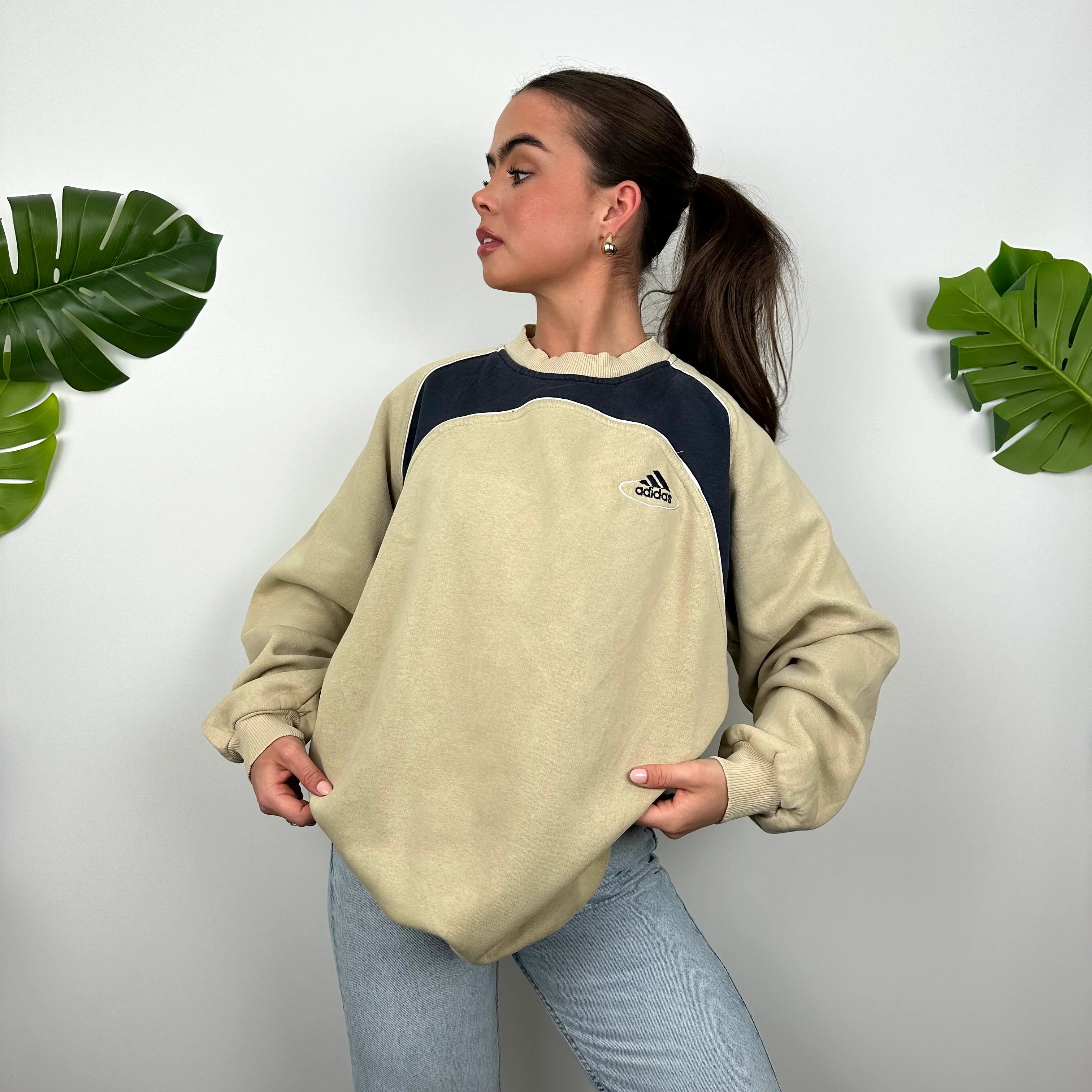 Adidas Tan Embroidered Spell Out Sweatshirt (XL) - Image 3