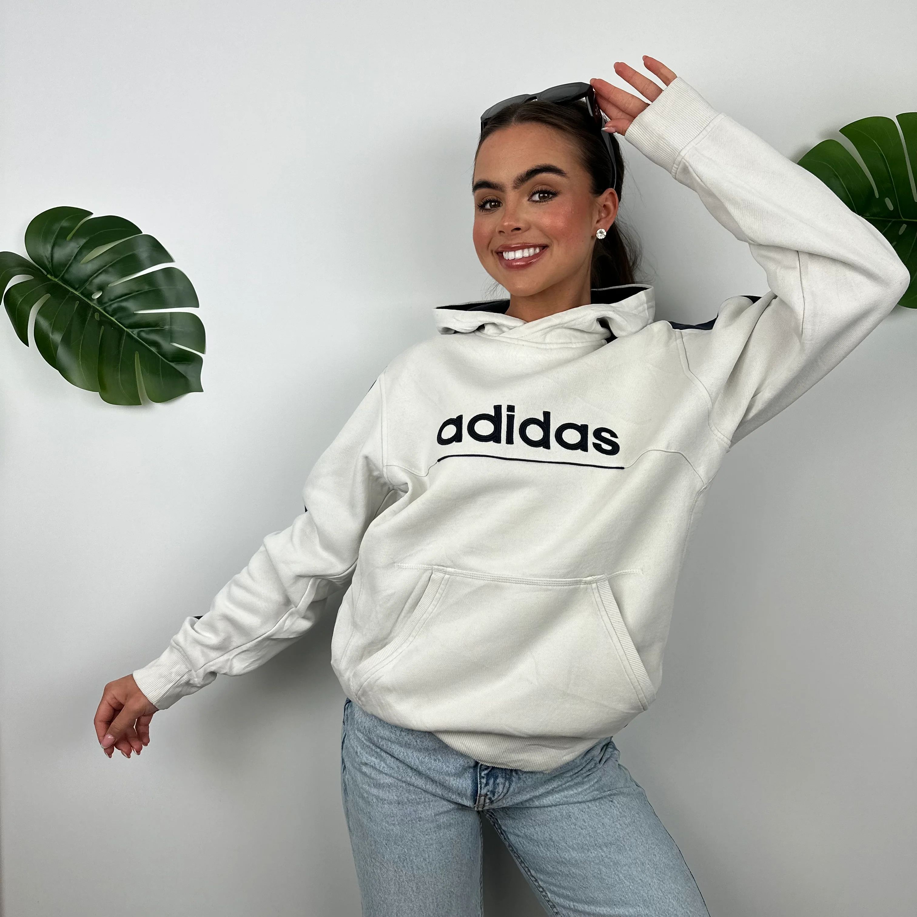 Adidas White Embroidered Spell Out Hoodie (M) - Image 2