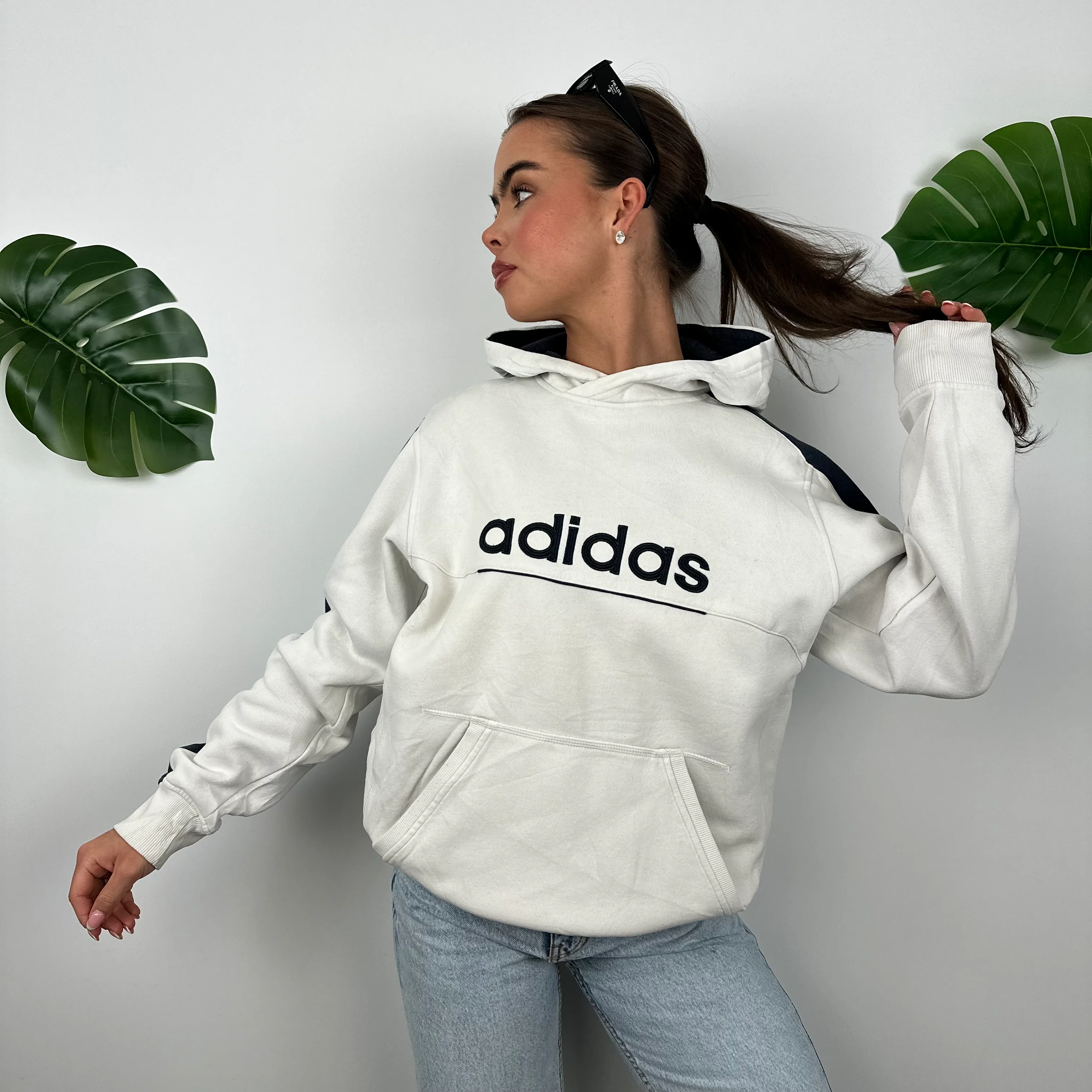 Adidas White Embroidered Spell Out Hoodie (M) - Image 3