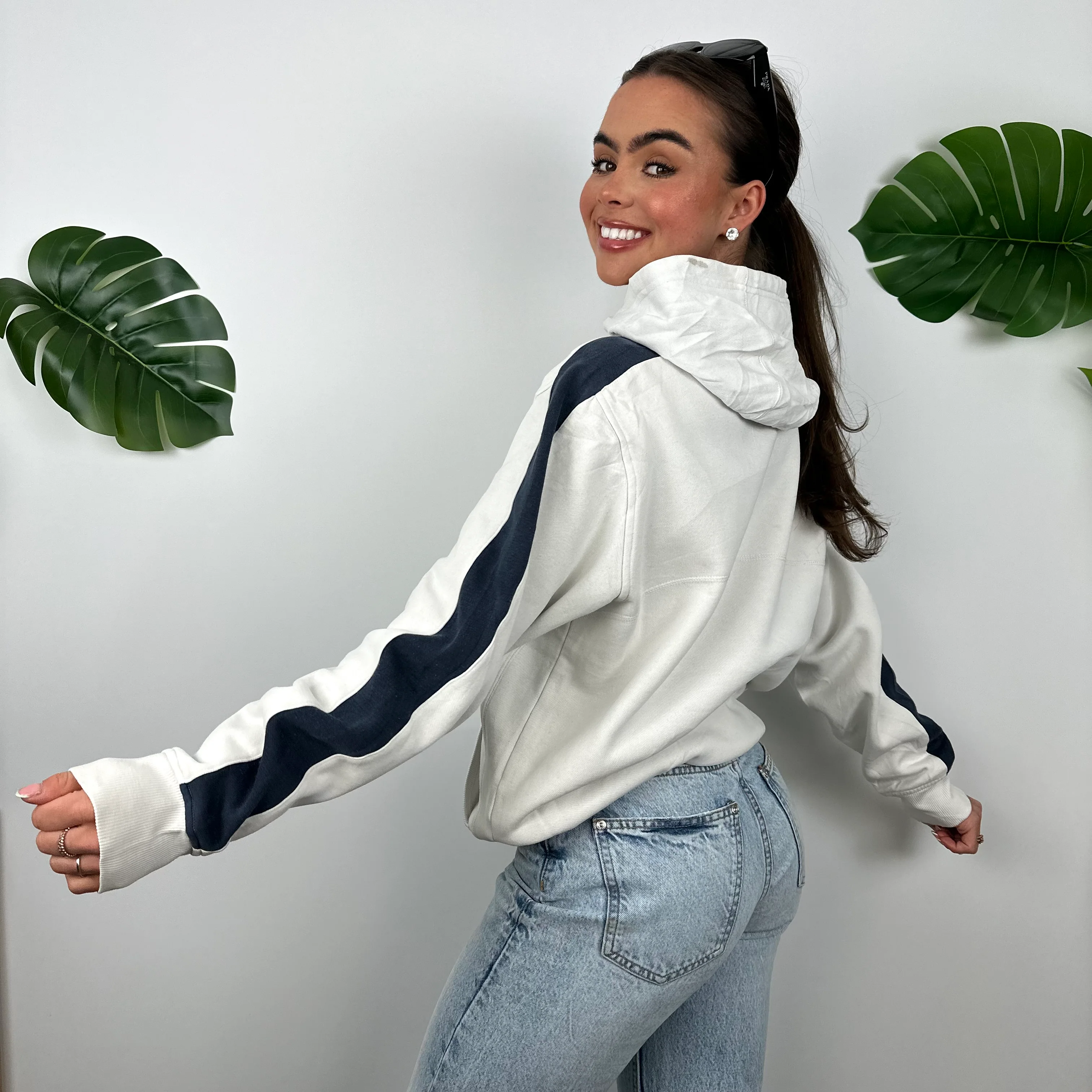 Adidas White Embroidered Spell Out Hoodie (M) - Image 8