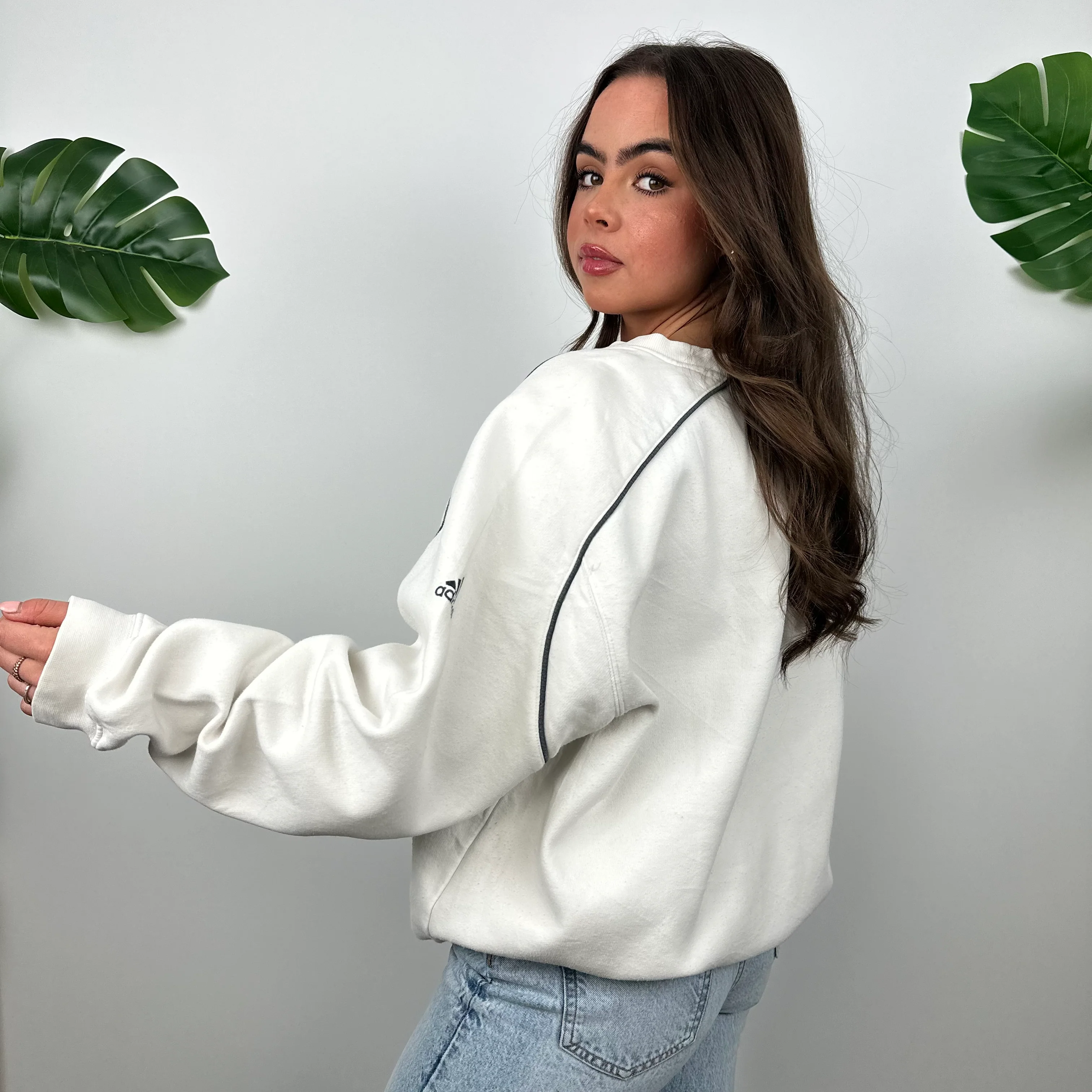 Adidas White Embroidered Spell Out Sweatshirt (L) - Image 4