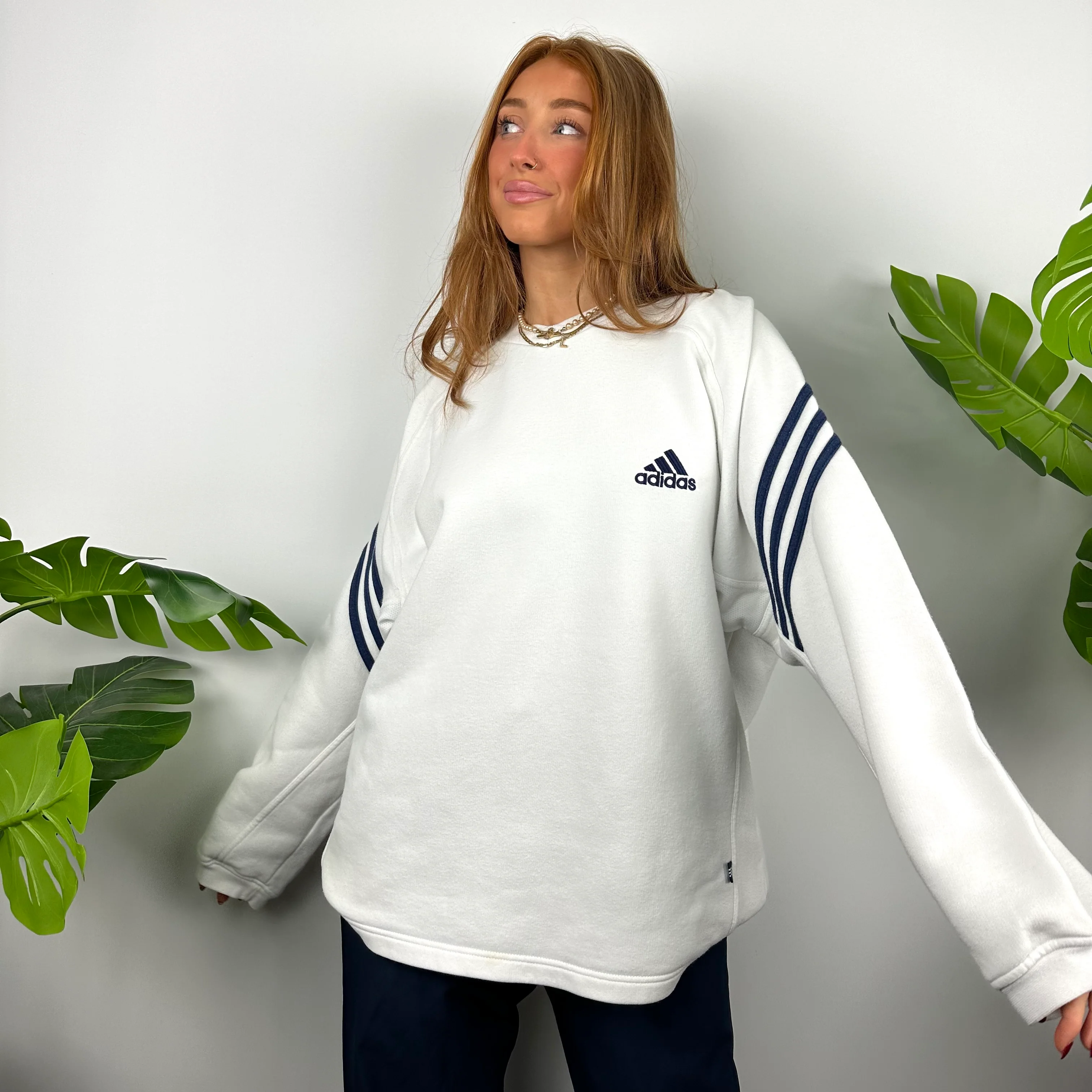 Adidas White Embroidered Spell Out Sweatshirt (L) - Image 4