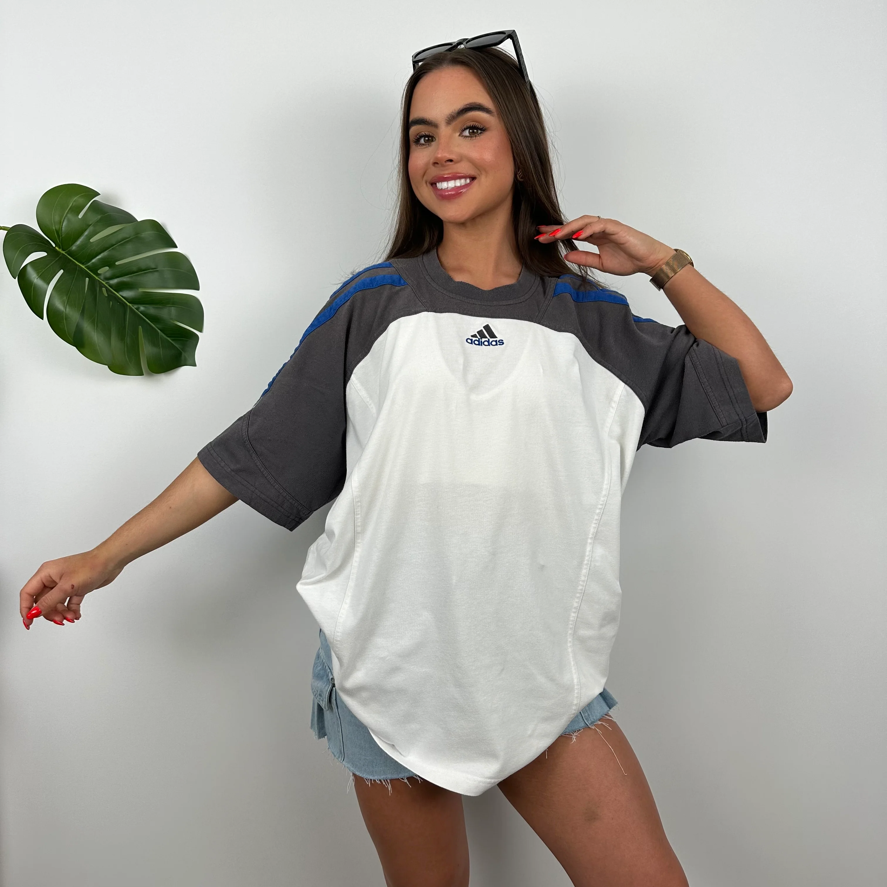 Adidas White Embroidered Spell Out T Shirt (L) - Image 2
