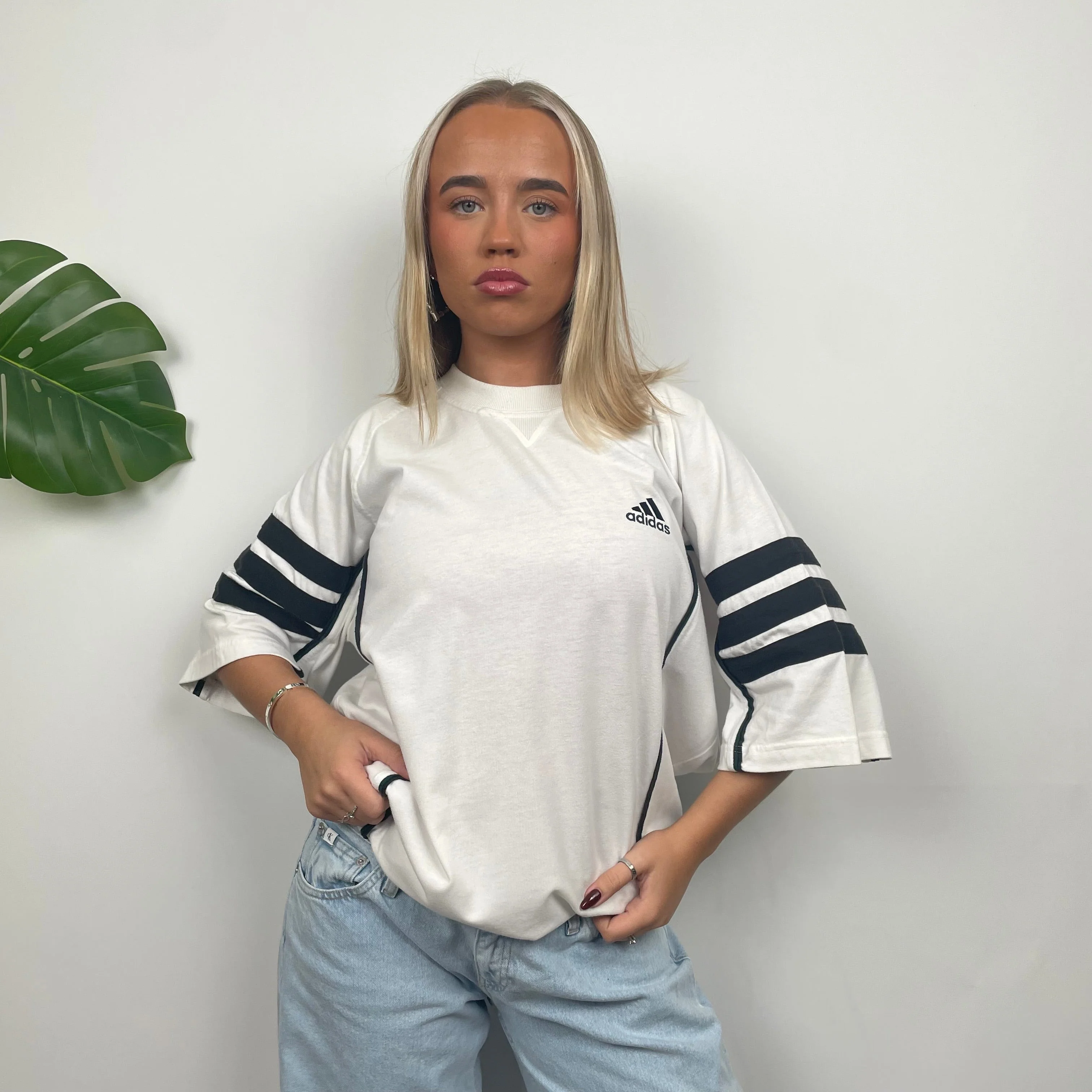 Adidas White Embroidered Spell Out T Shirt (L) - Image 4