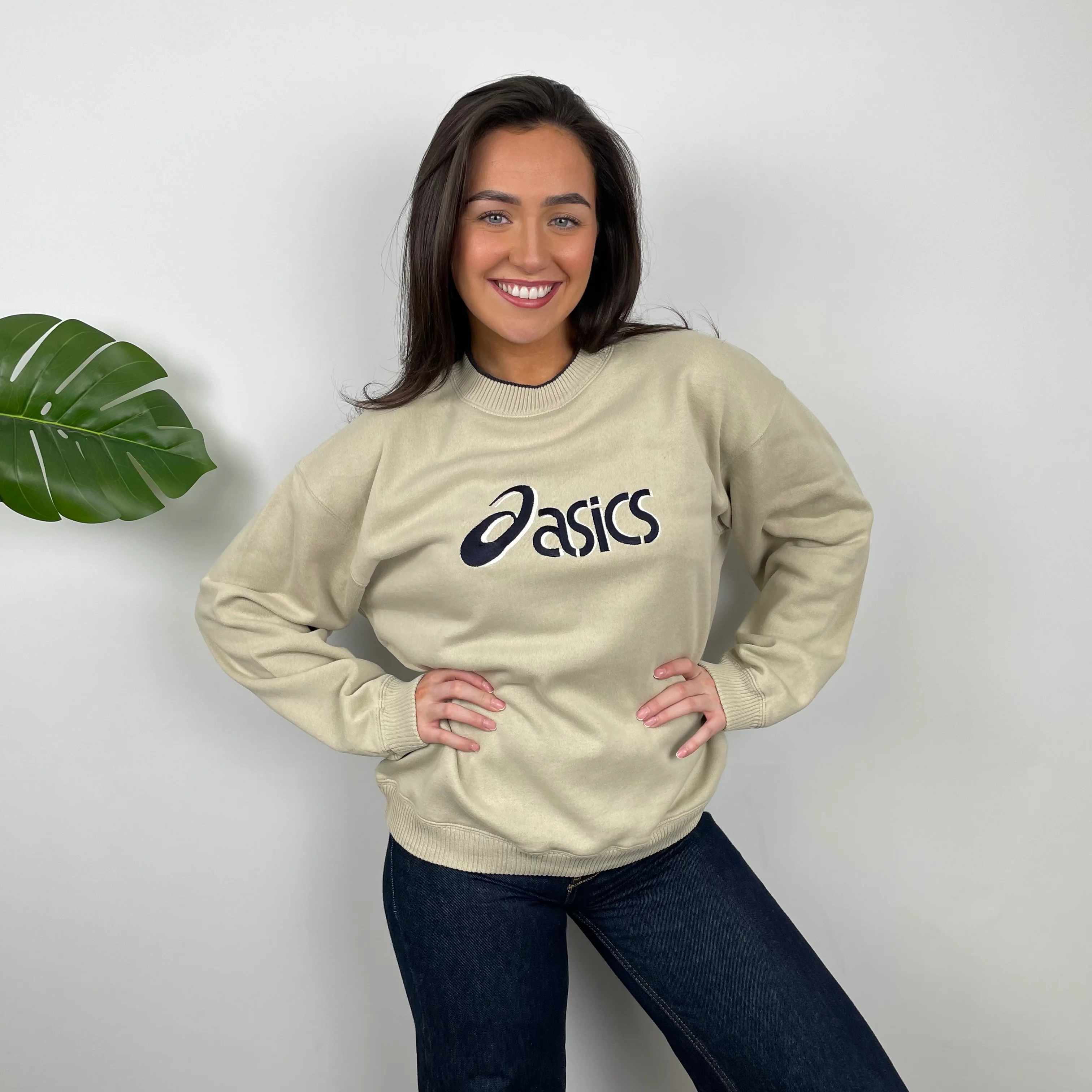 ASICS Tan Beige Embroidered Spell Out Sweatshirt (M) - Image 5