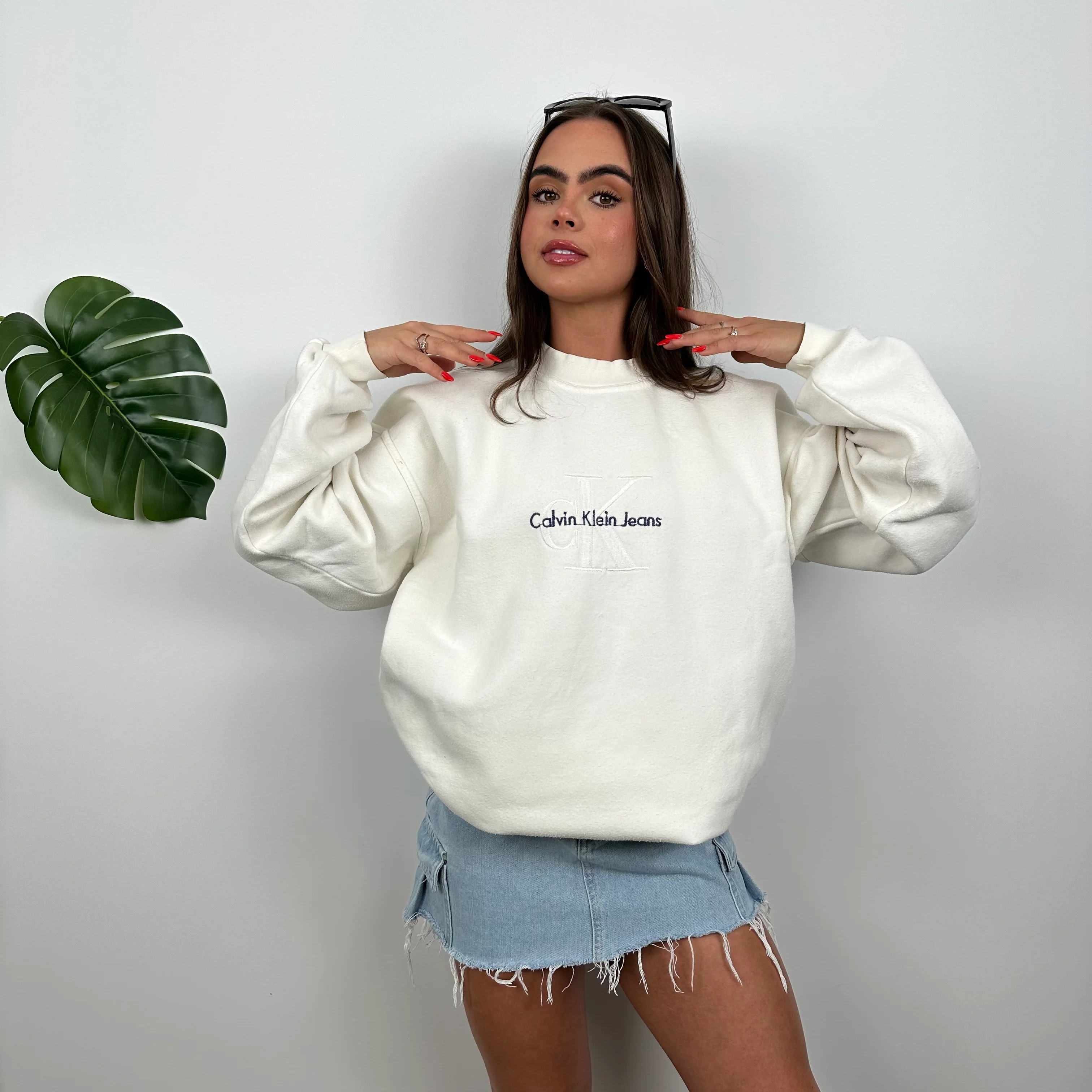 Calvin Klein RARE White Embroidered Spell Out Sweatshirt (XL) - Image 5