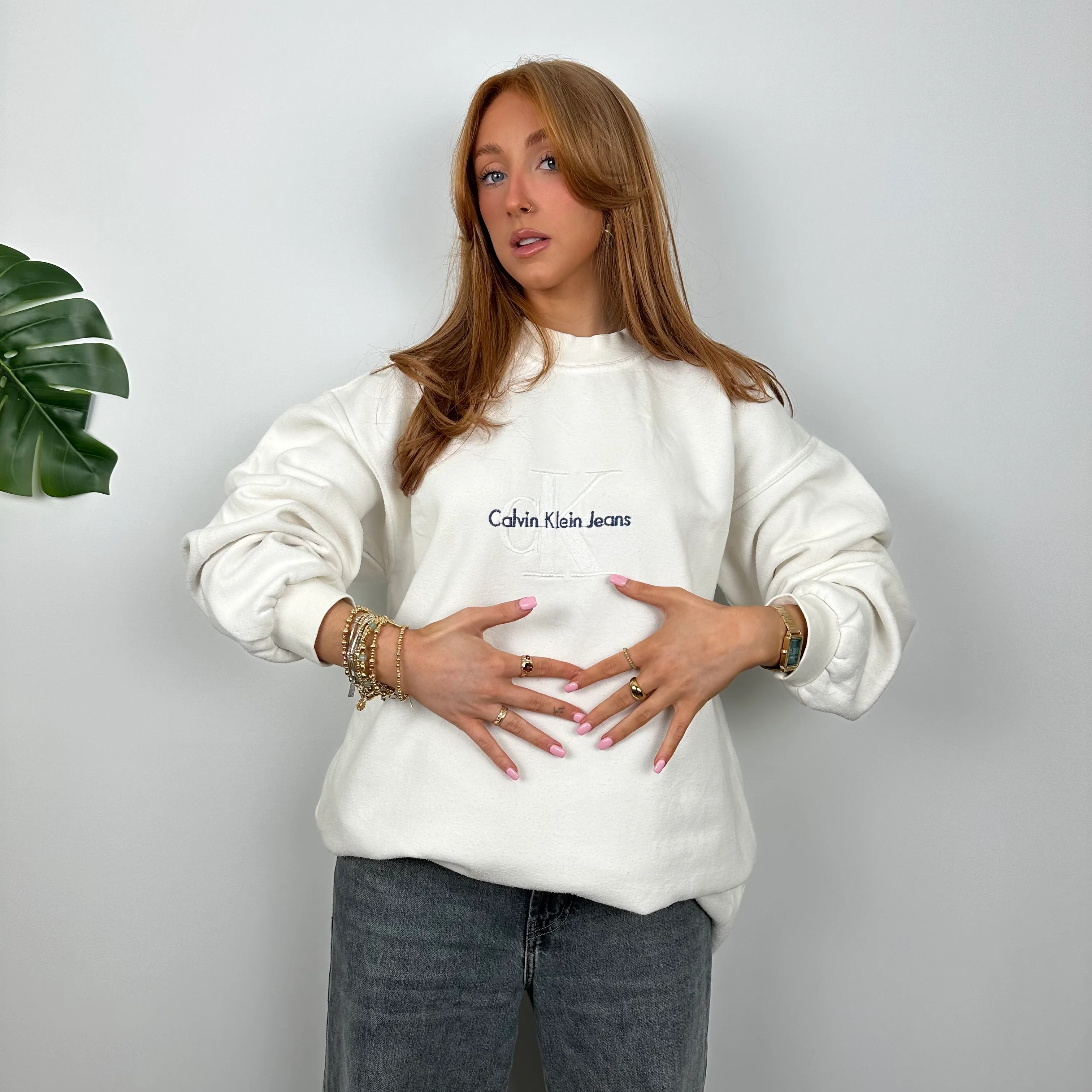 Calvin Klein RARE White Embroidered Spell Out Sweatshirt (XXL) - Image 5