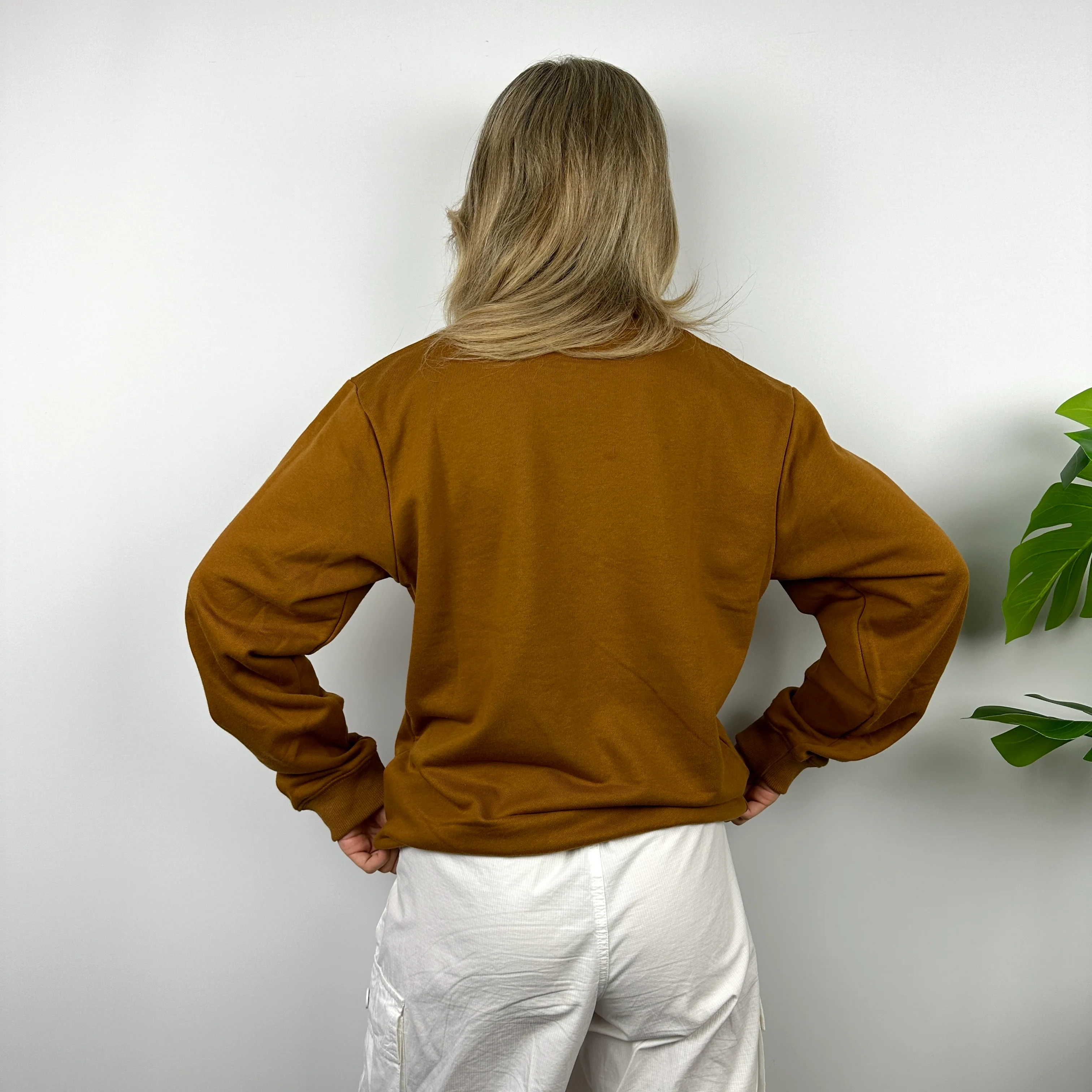 Carhartt Tan Brown Embroidered Spell Out Sweatshirt (M) - Image 4