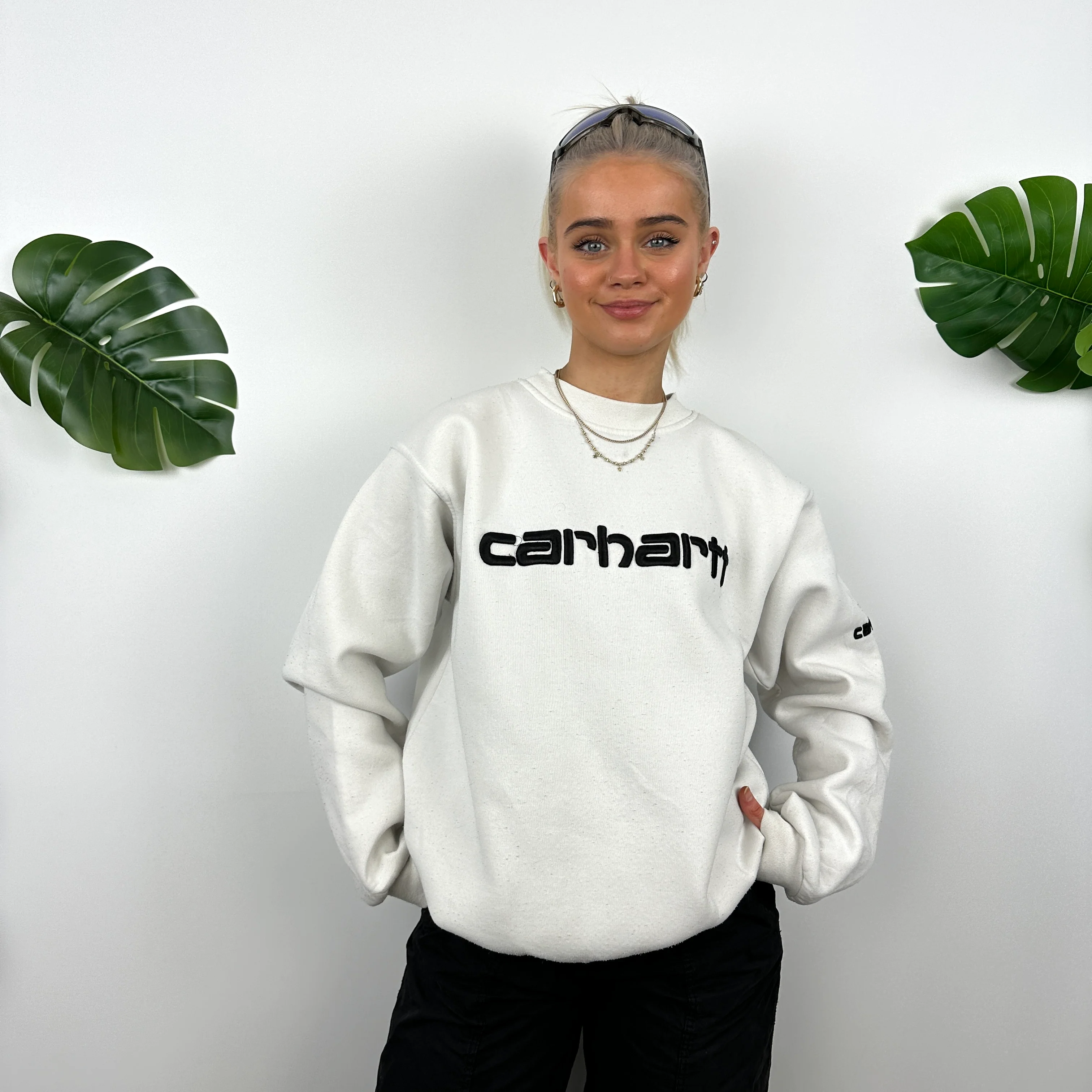 Carhartt White Embroidered Spell Out Sweatshirt (M) - Image 2