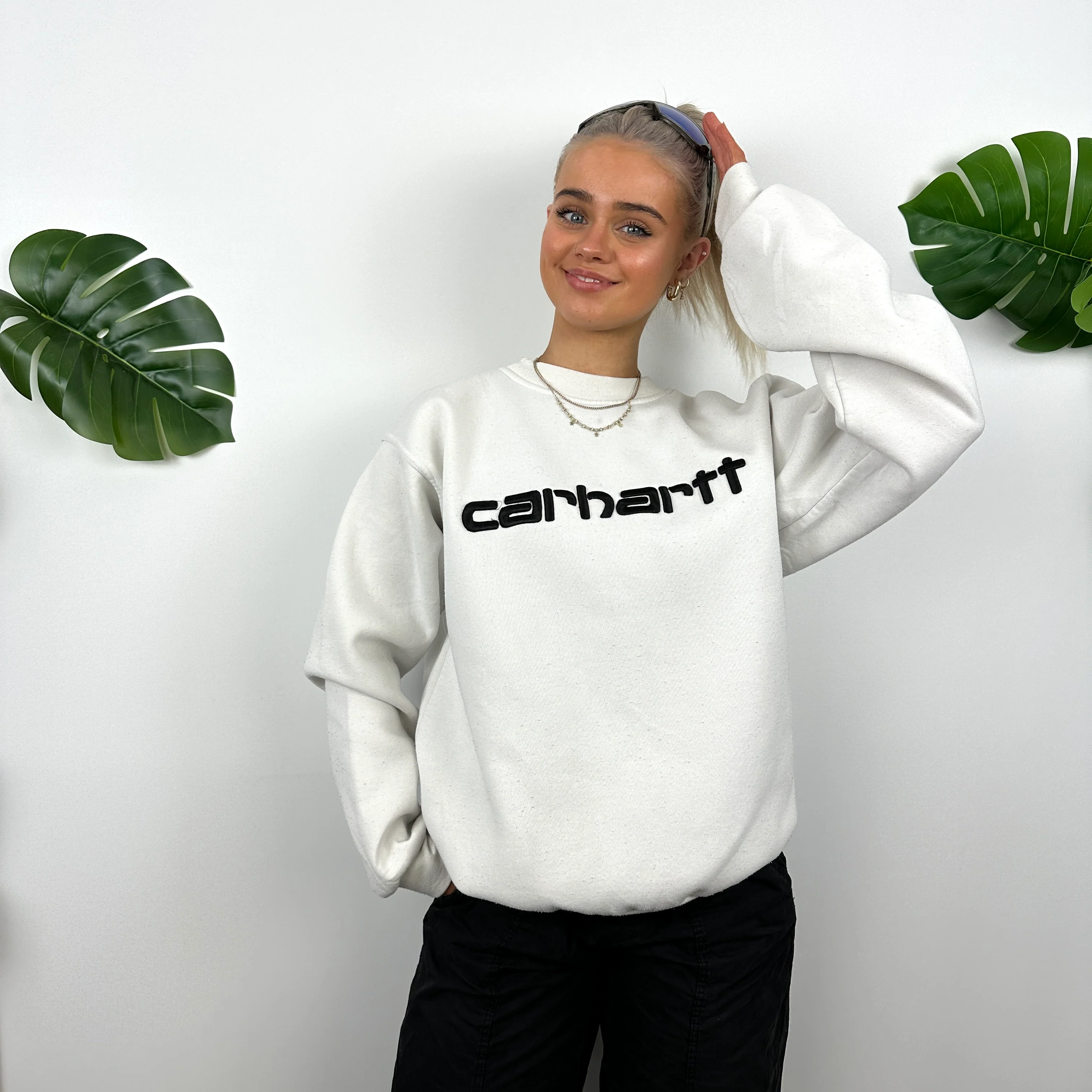 Carhartt White Embroidered Spell Out Sweatshirt (M) - Image 5