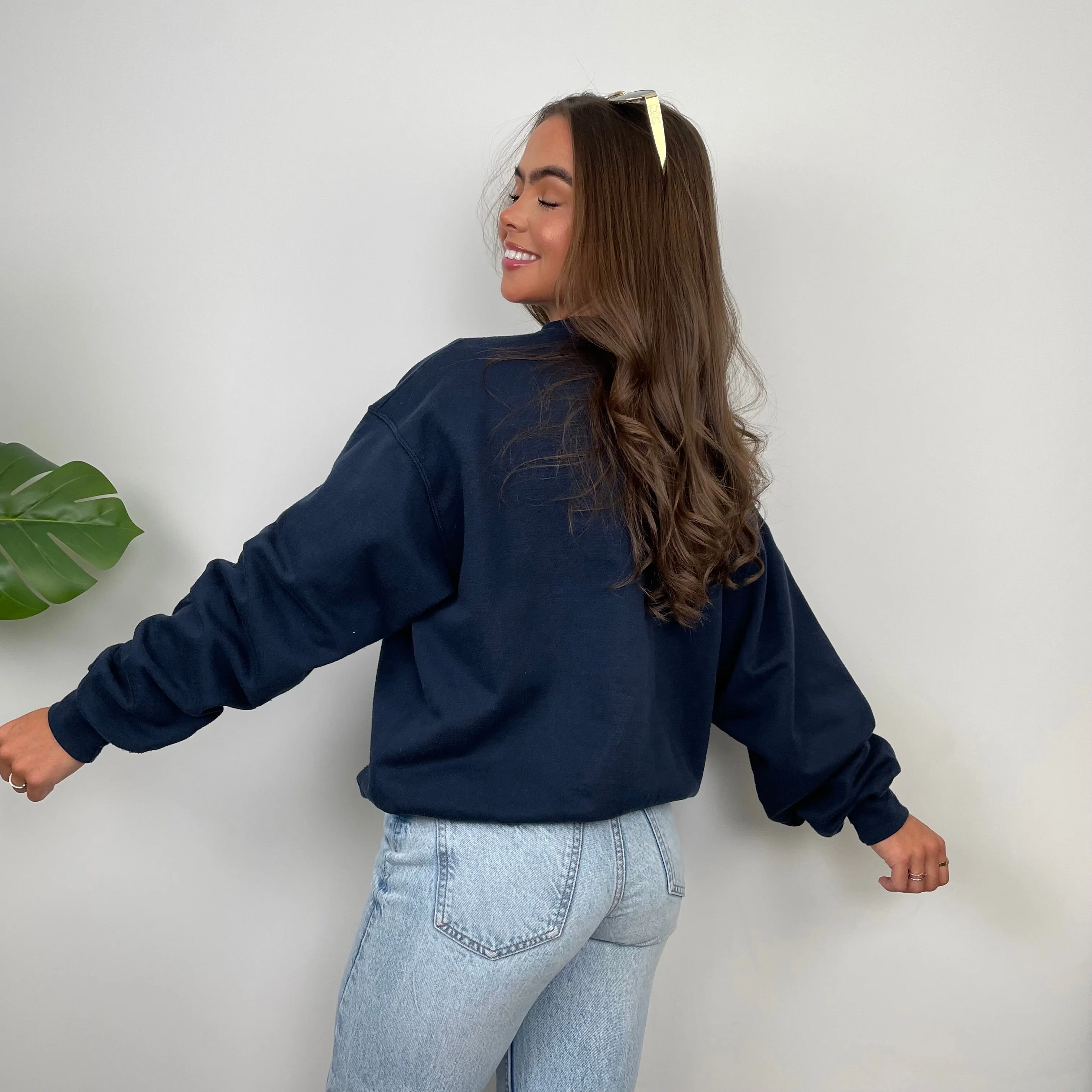 Champion x Harvard Law School RARE Navy Embroidered Spell Out Sweatshirt (S) - Image 4