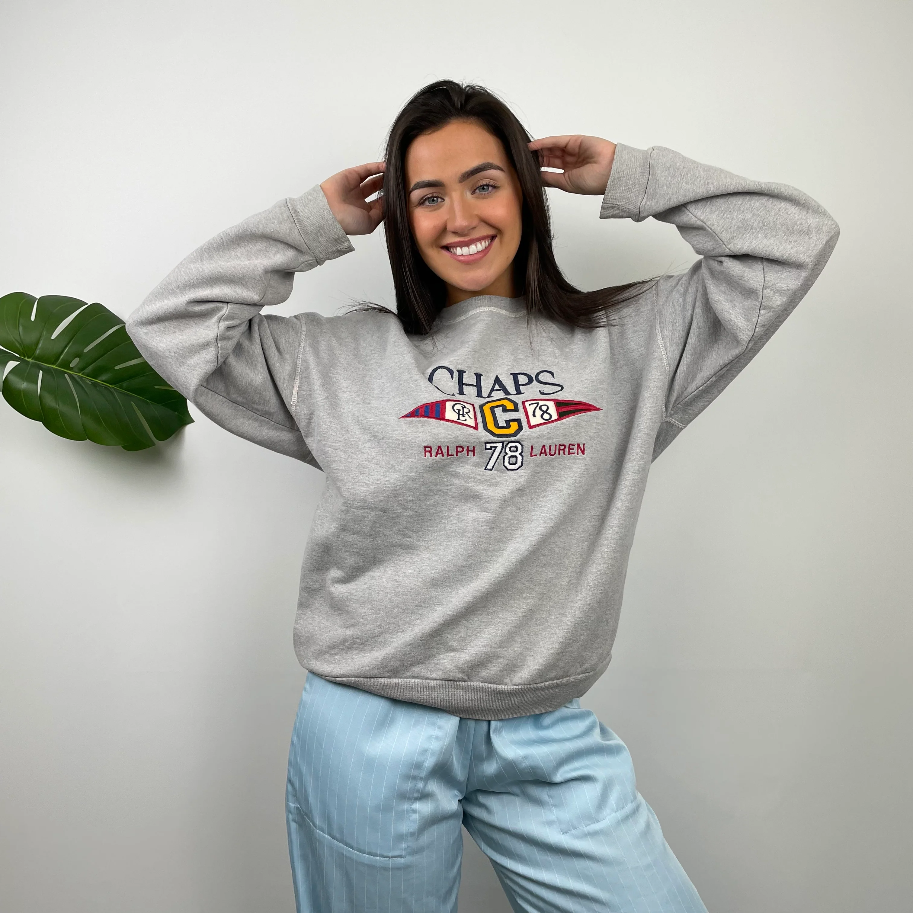 Chaps Ralph Lauren Grey Embroidered Spell Out Sweatshirt (M) - Image 4