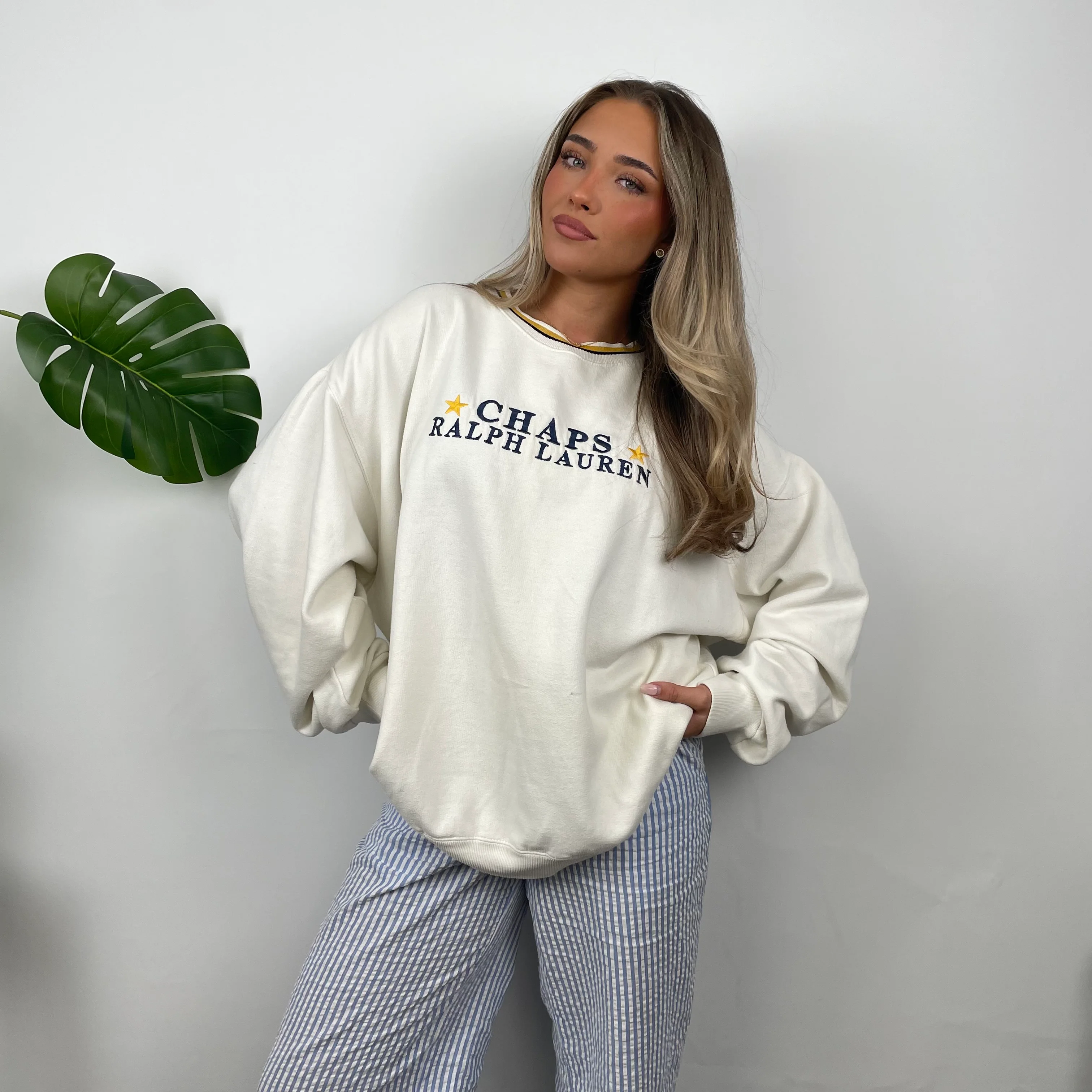 Chaps Ralph Lauren White Embroidered Spell Out Sweatshirt (XXL) - Image 2
