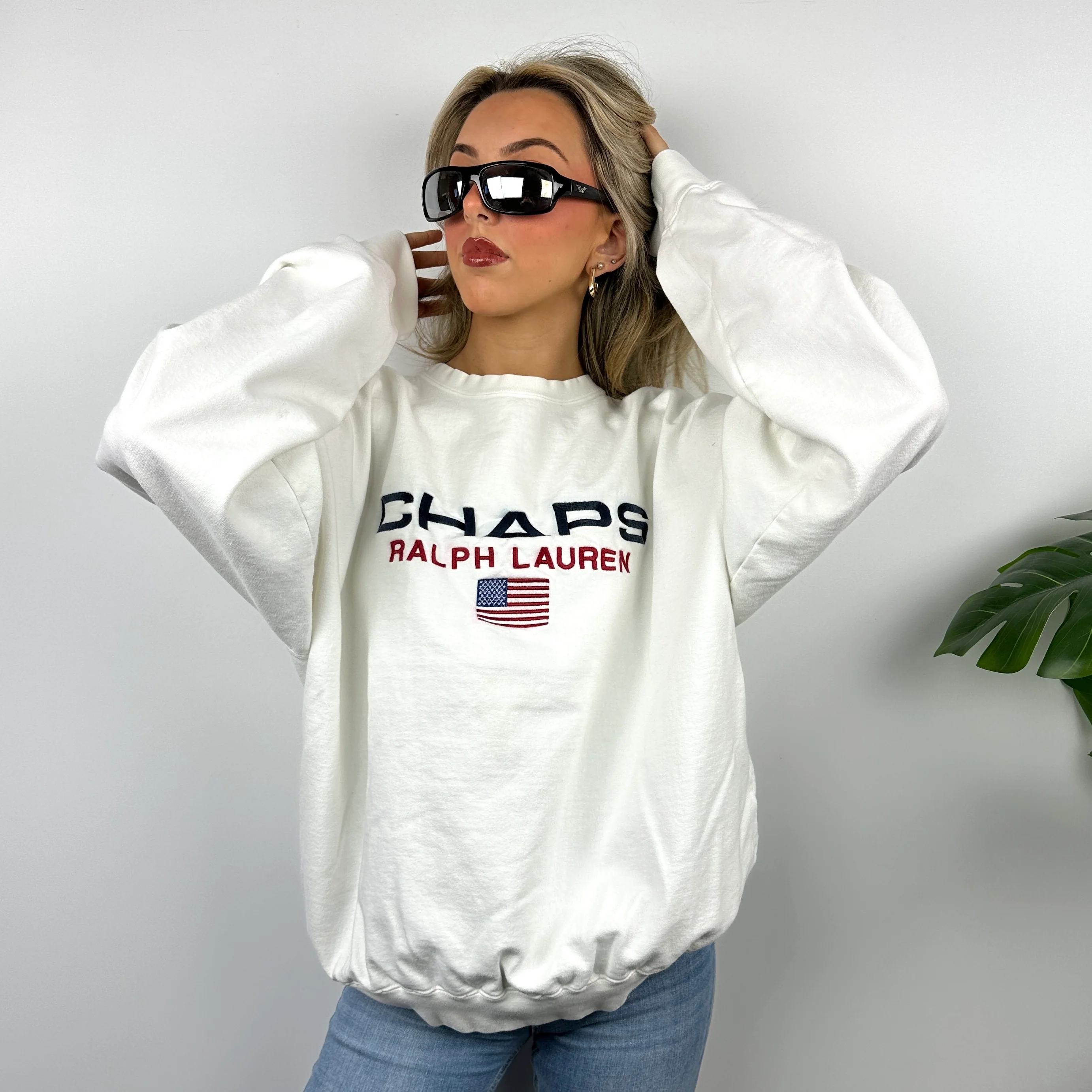 Chaps Ralph Lauren White Embroidered Spell Out Sweatshirt (XL) - Image 3