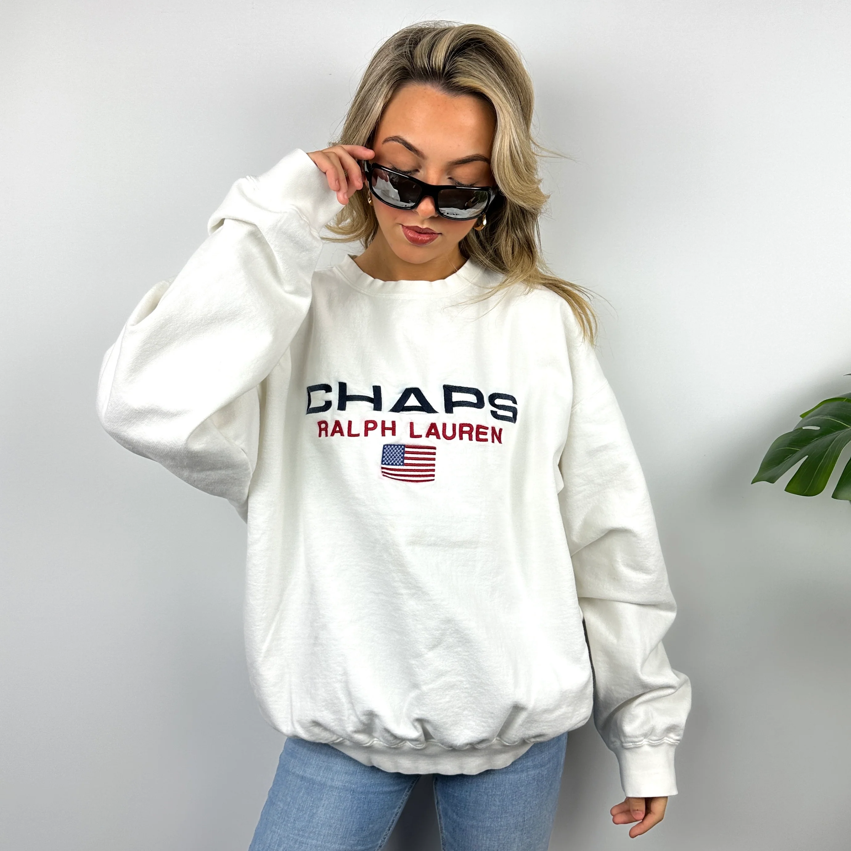 Chaps Ralph Lauren White Embroidered Spell Out Sweatshirt (XL) - Image 6