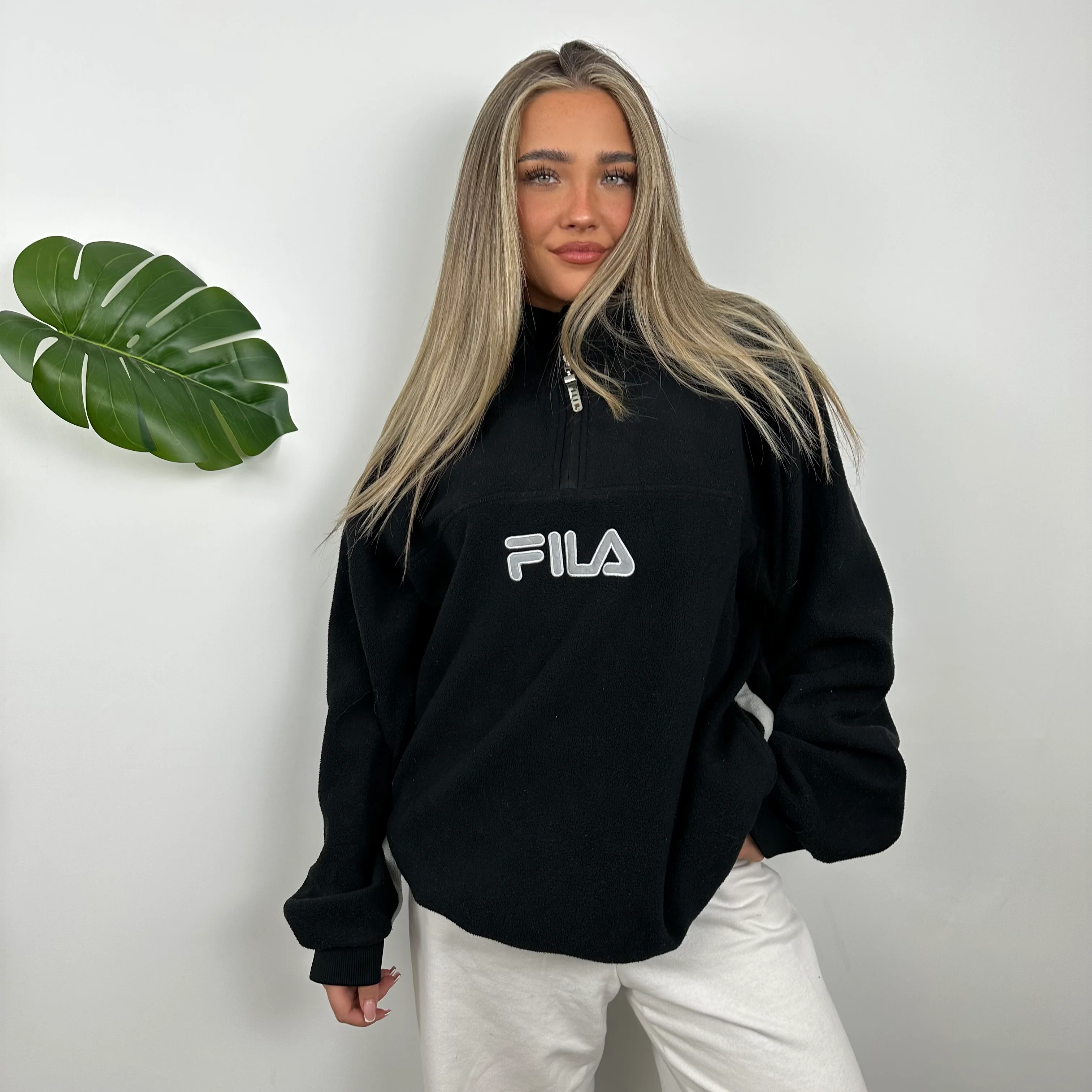 FILA Black Embroidered Spell Out Teddy Bear Fleece Quarter Zip Sweatshirt (XL) - Image 3