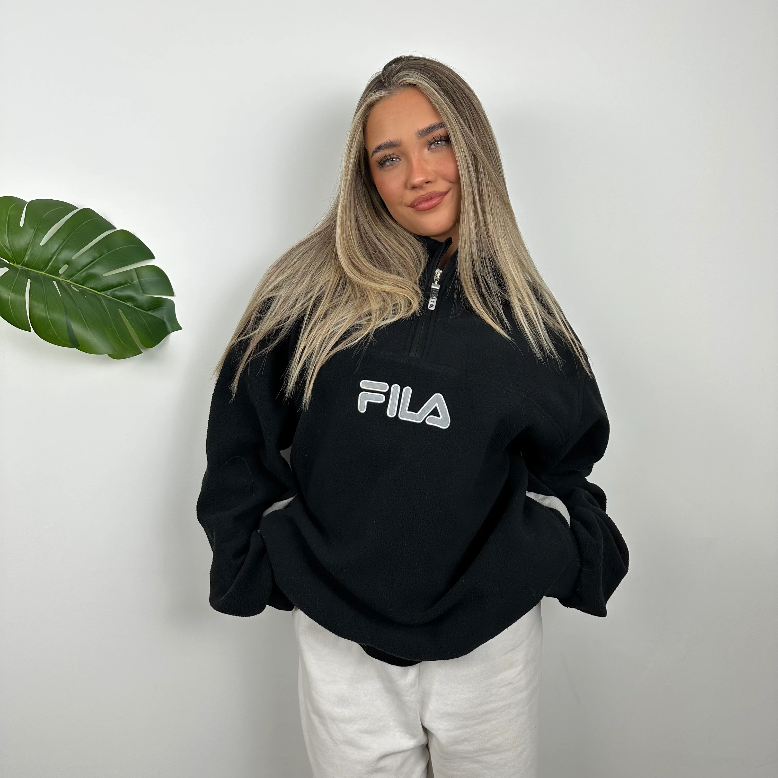 FILA Black Embroidered Spell Out Teddy Bear Fleece Quarter Zip Sweatshirt (XL) - Image 4