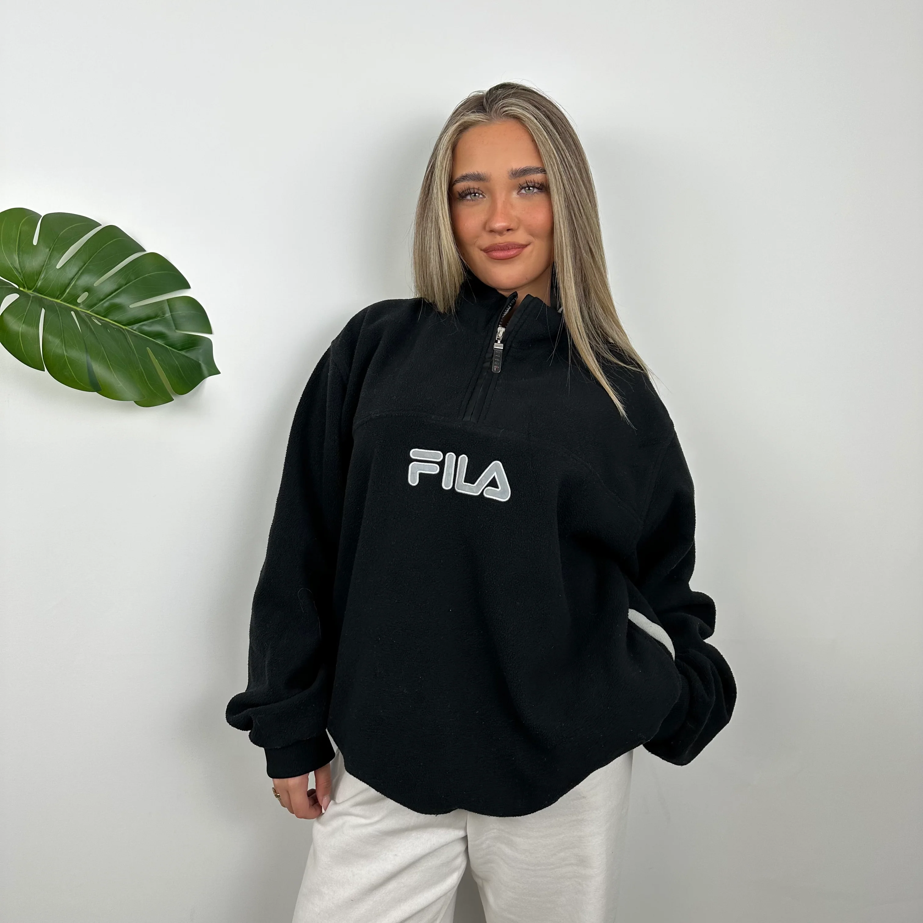 FILA Black Embroidered Spell Out Teddy Bear Fleece Quarter Zip Sweatshirt (XL) - Image 5