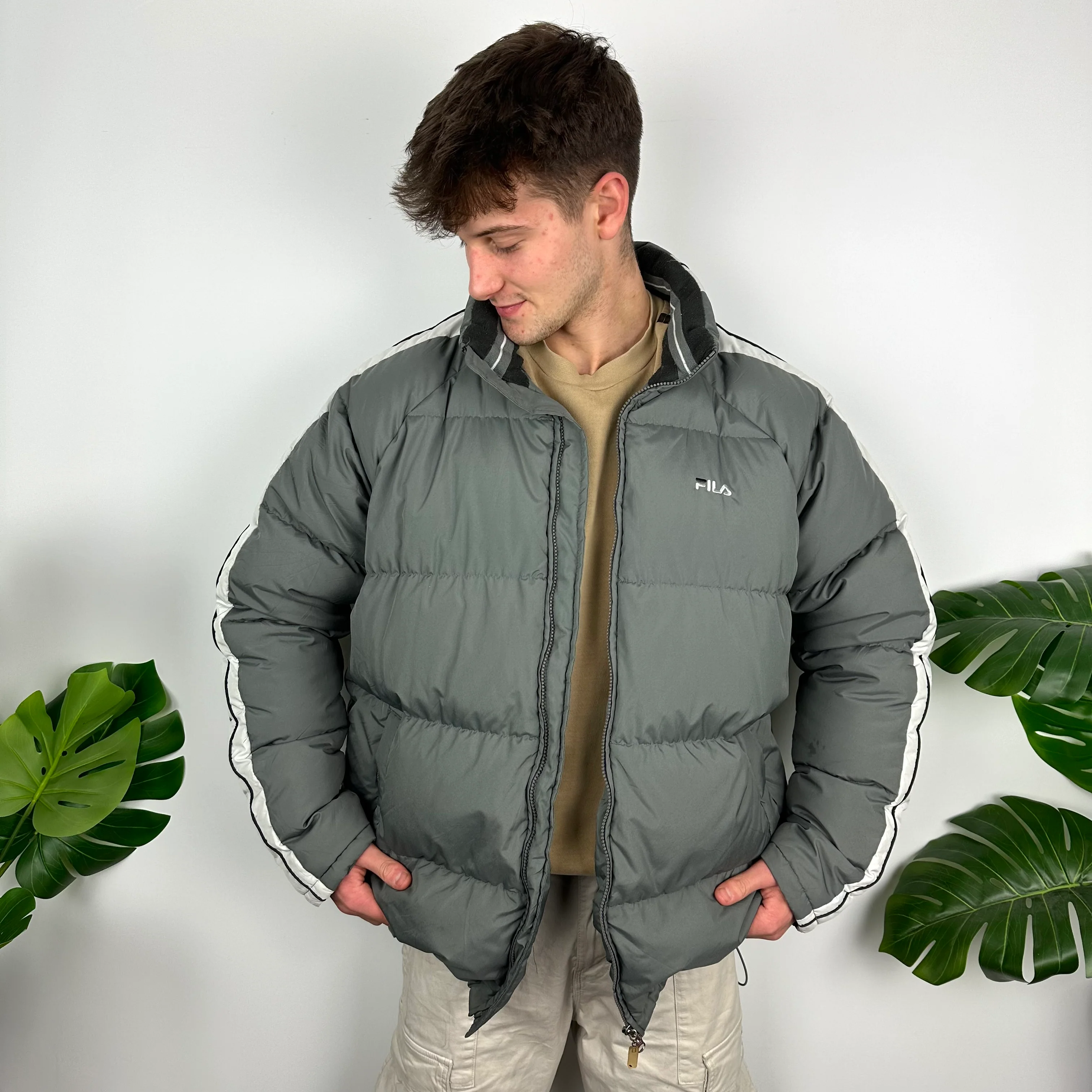 FILA Grey Embroidered Spell Out Puffer Jacket (XL) - Image 4