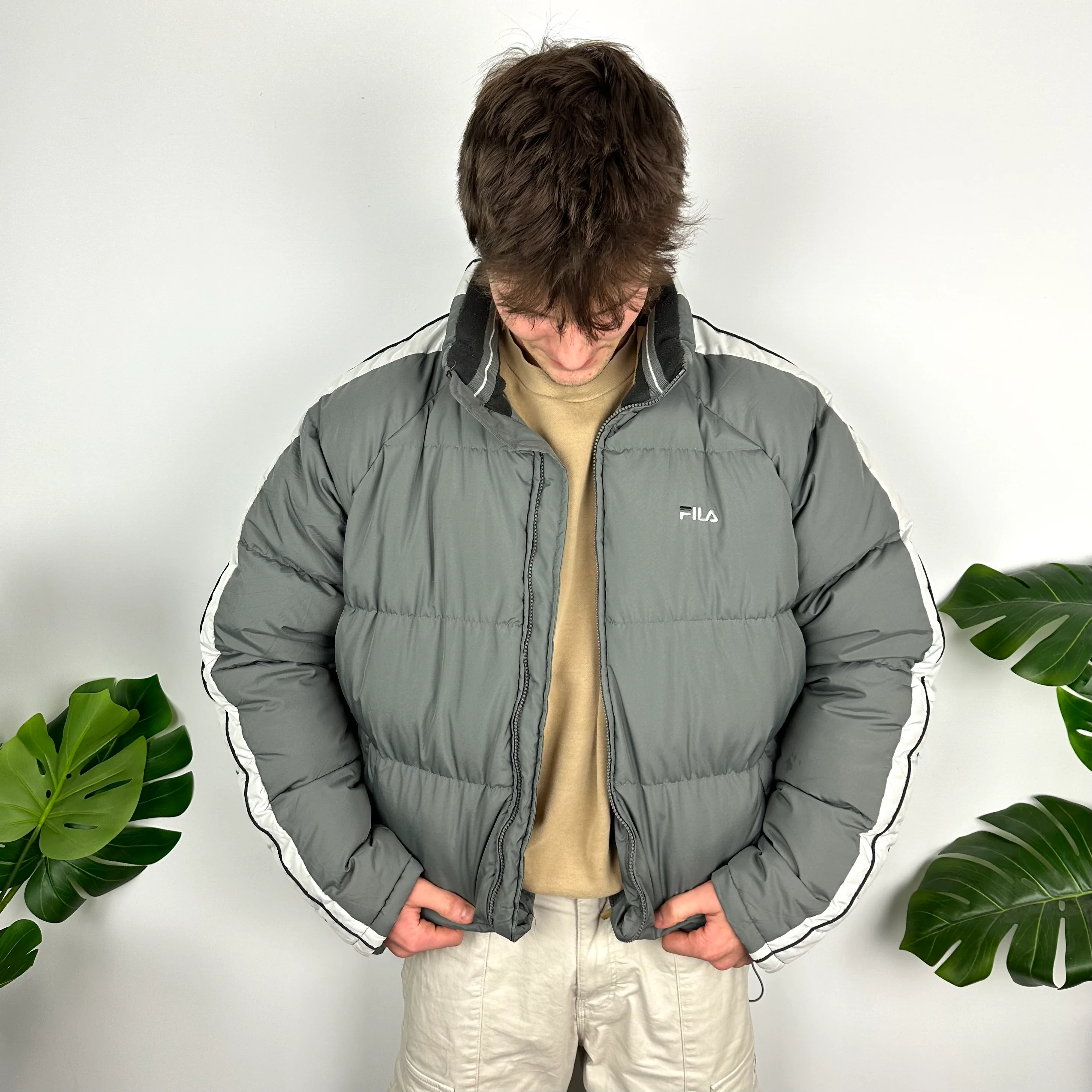 FILA Grey Embroidered Spell Out Puffer Jacket (XL) - Image 5