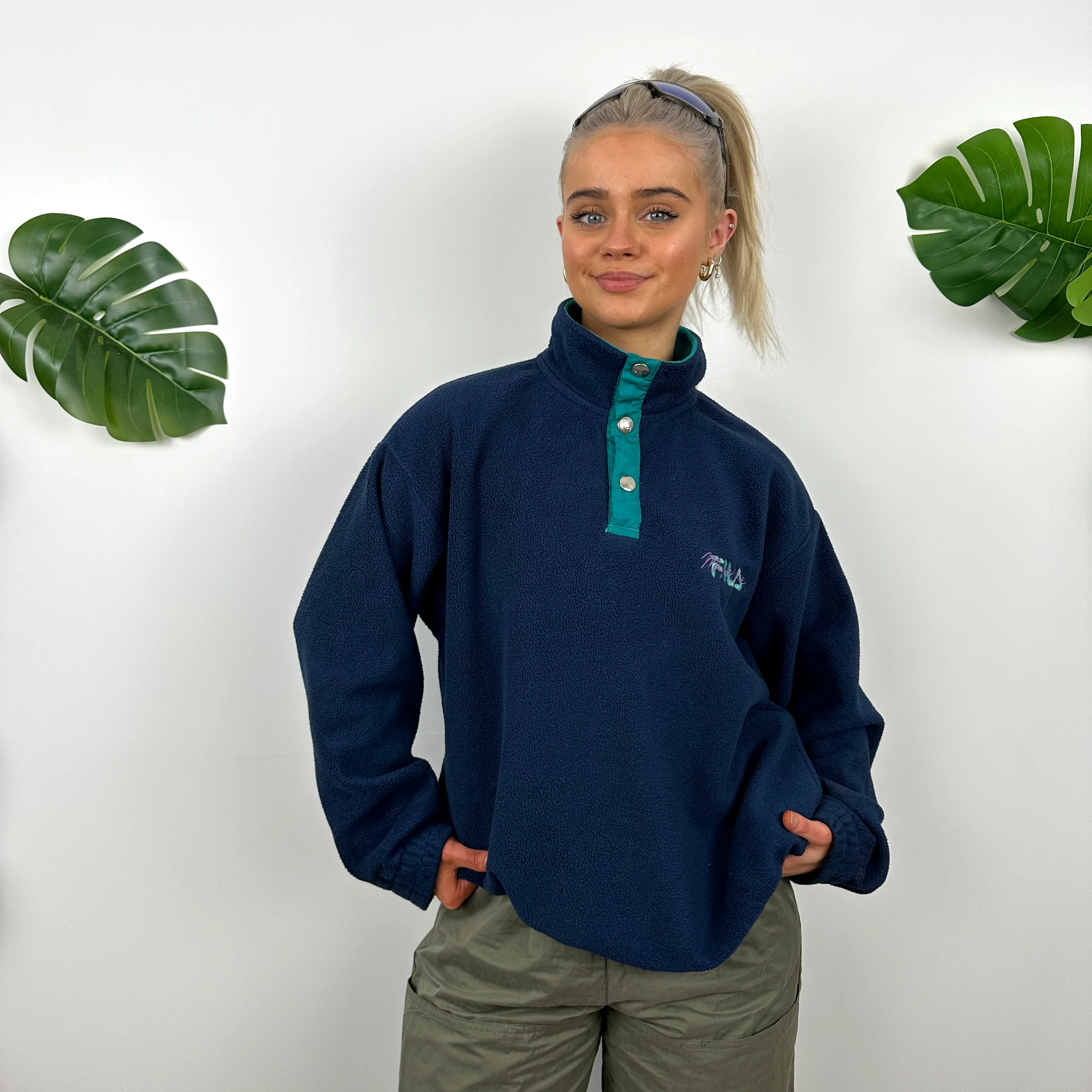 FILA Navy Embroidered Spell Out Teddy Bear Fleece Quarter Sweatshirt (M) - Image 5
