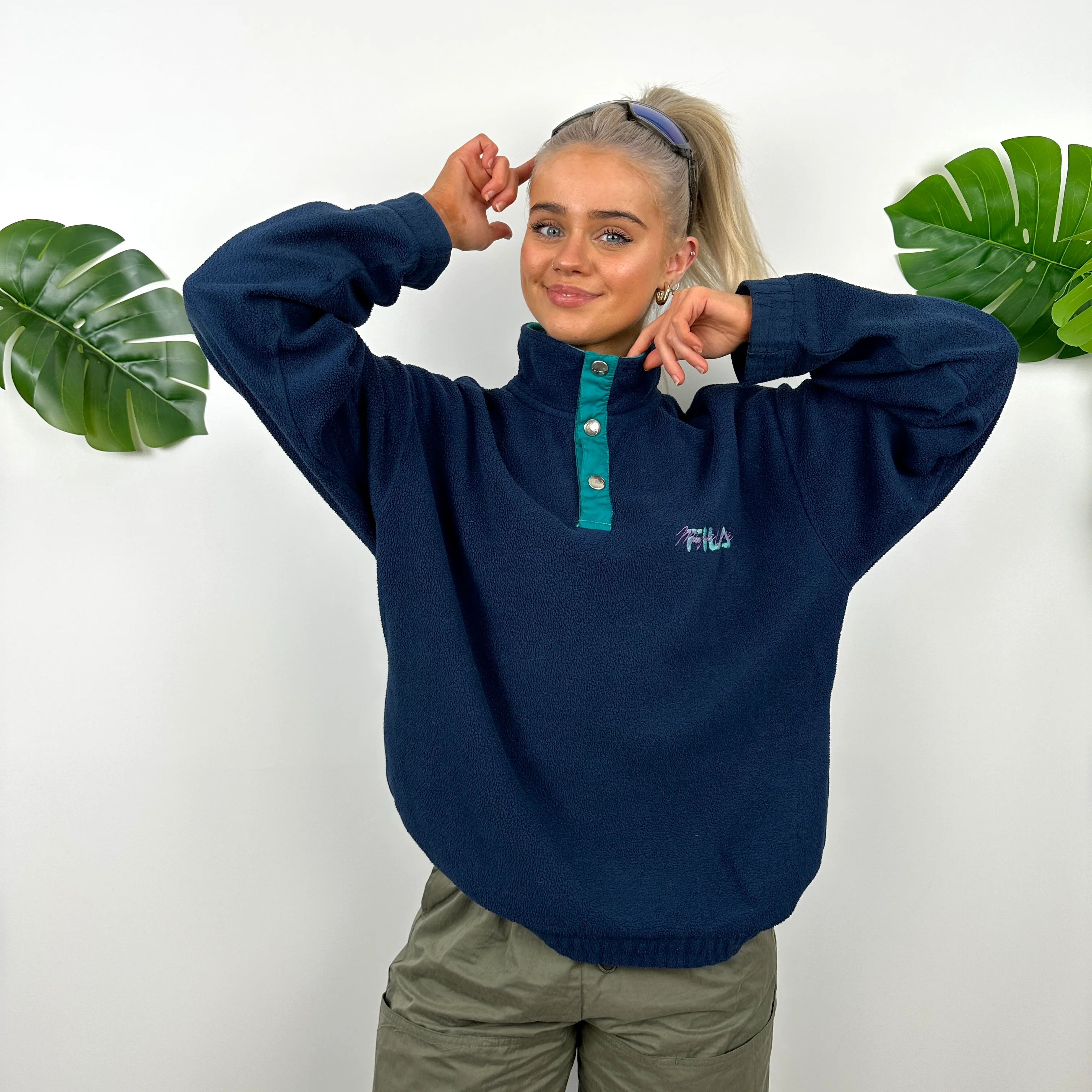 FILA Navy Embroidered Spell Out Teddy Bear Fleece Quarter Sweatshirt (M) - Image 6