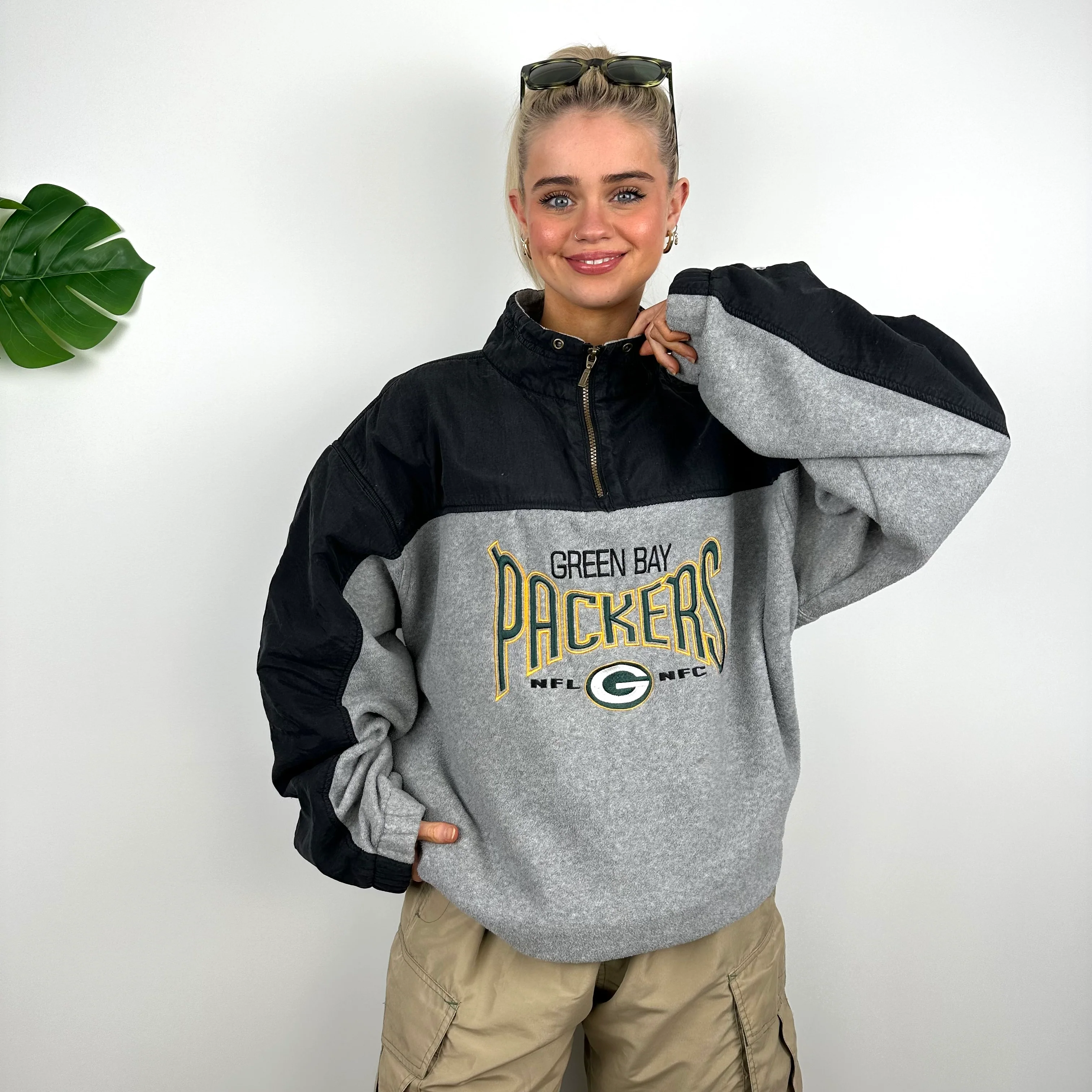 Green Bay Packers RARE Black & Grey Embroidered Spell Out Quarter Zip Sweatshirt (L) - Image 2