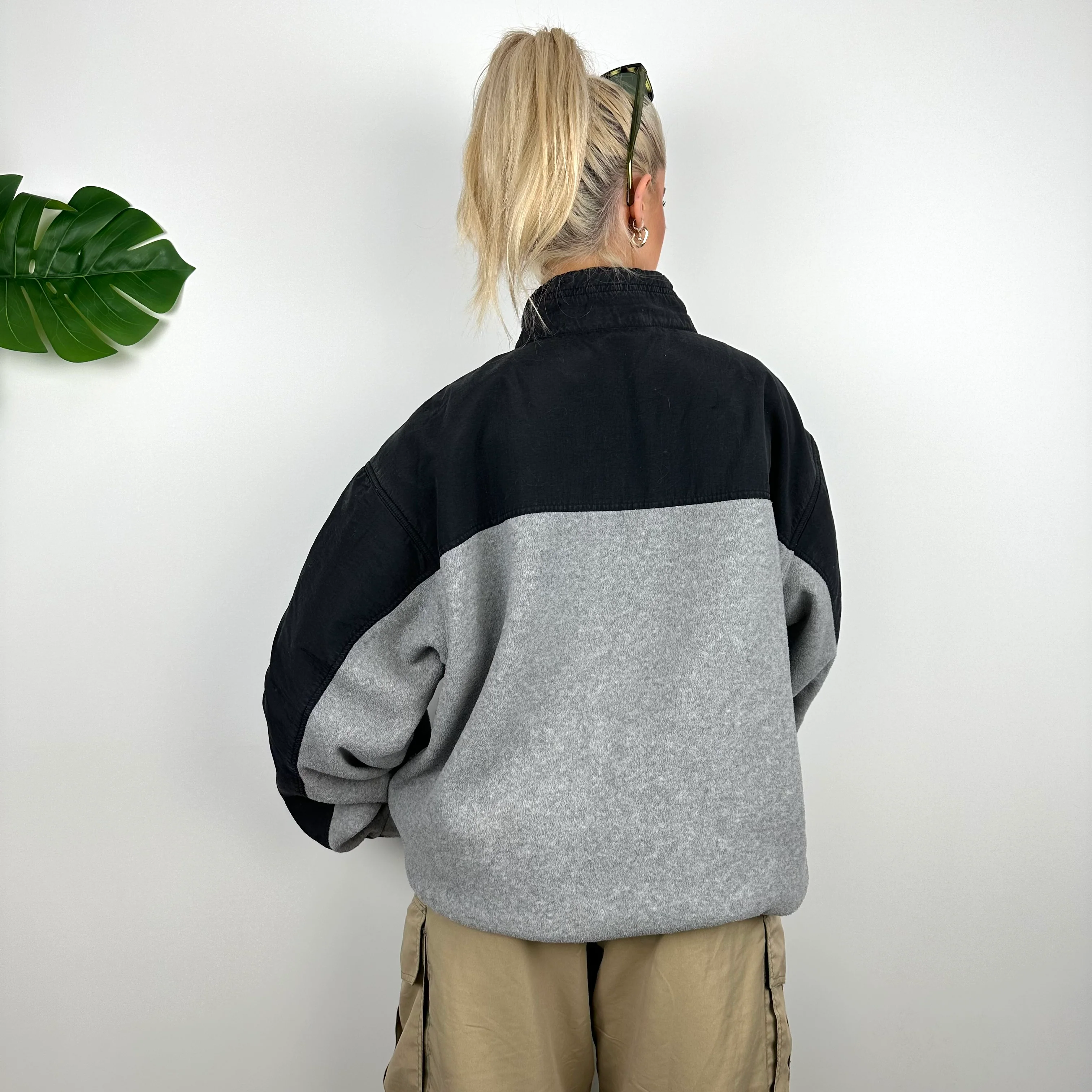 Green Bay Packers RARE Black & Grey Embroidered Spell Out Quarter Zip Sweatshirt (L) - Image 6