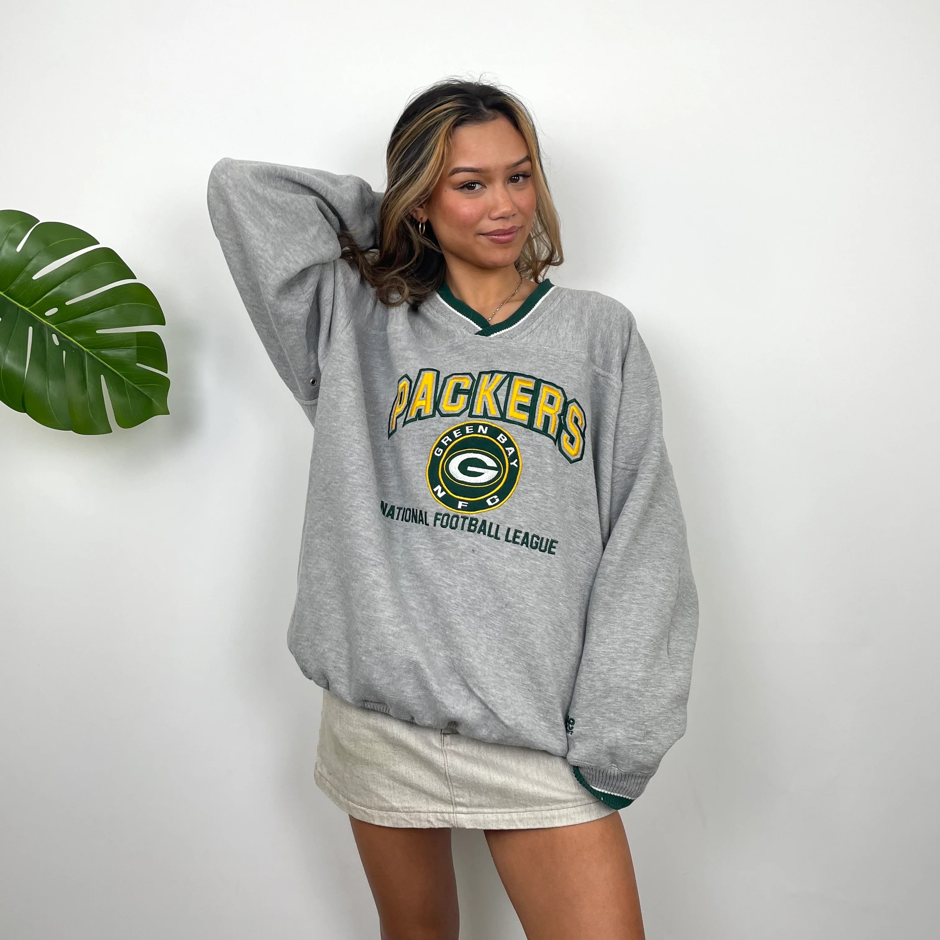 Green Bay Packers RARE Grey Embroidered Spell Out Sweatshirt (L) - Image 2