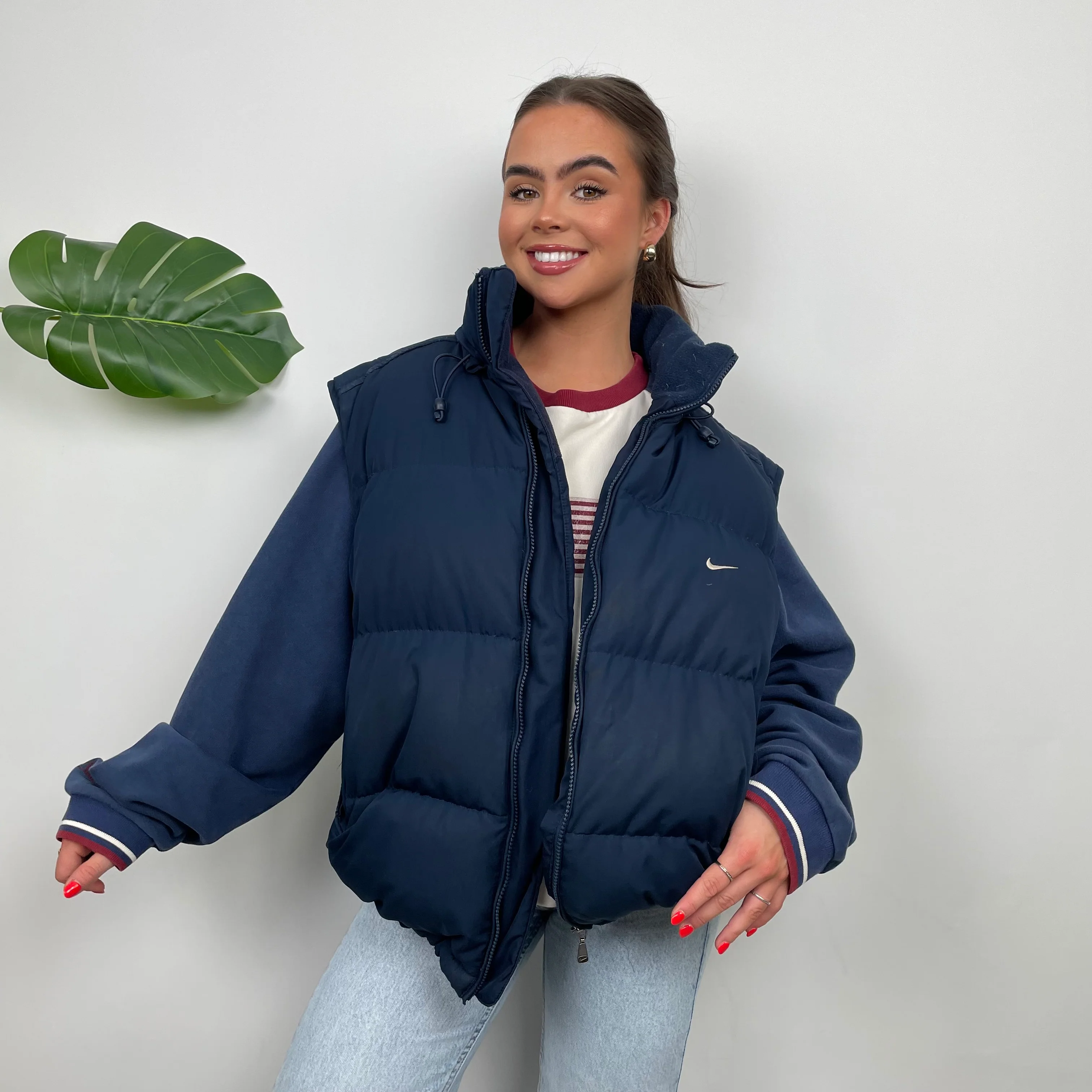 Nike Navy Embroidered Swoosh Puffer Gilet (XL) - Image 8