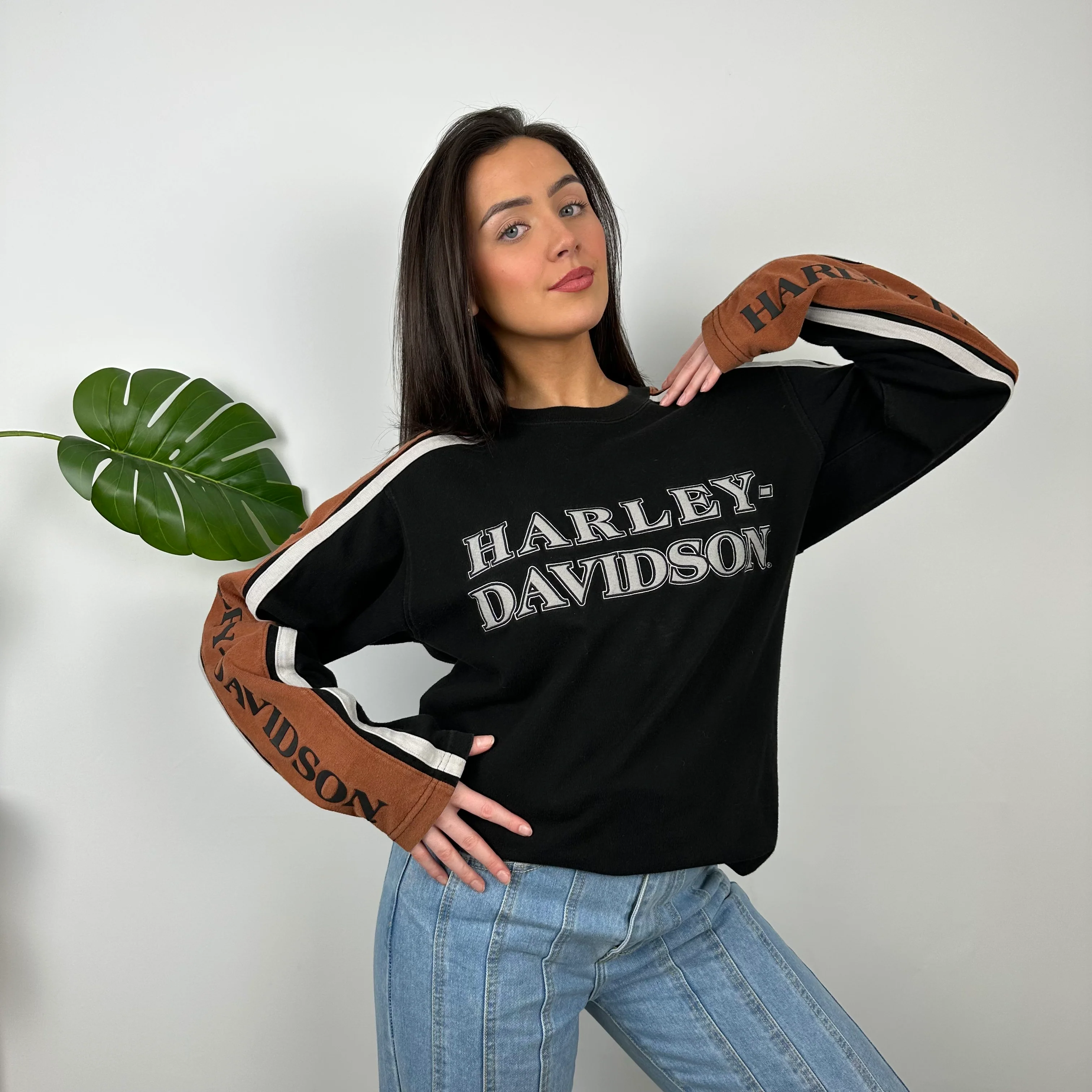 Harley Davidson RARE Black Embroidered Spell Out Sweatshirt (L) - Image 2
